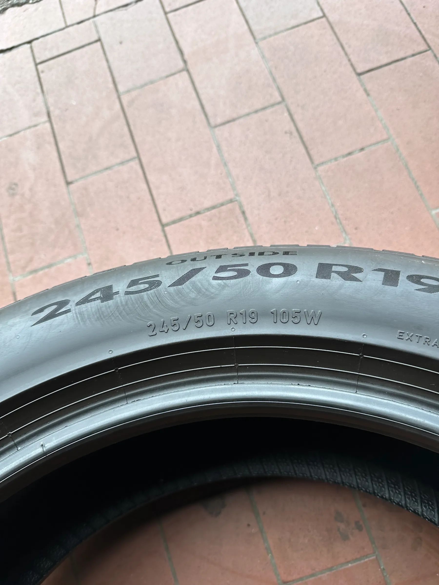 2x Sommerreifen 245/50 R19 105W Pirelli Cinturato P7 2018 6mm