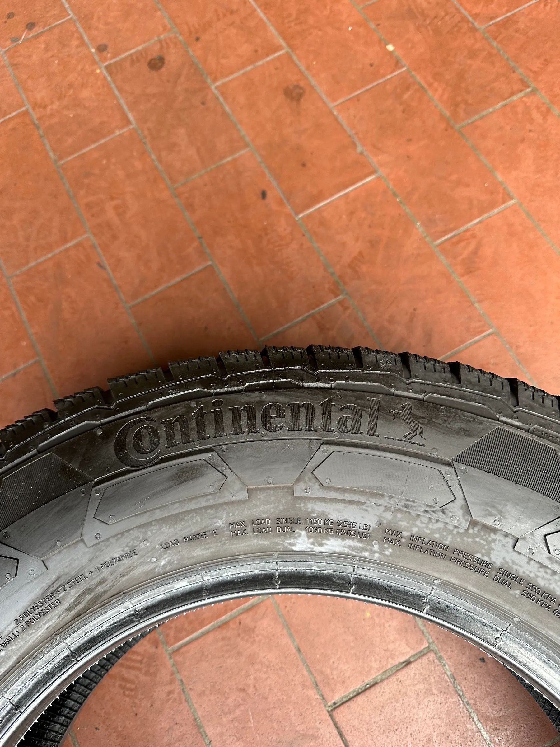 2x Allwetterreifen 205/70 R16C 113/111R Continental 2023 6,5mm