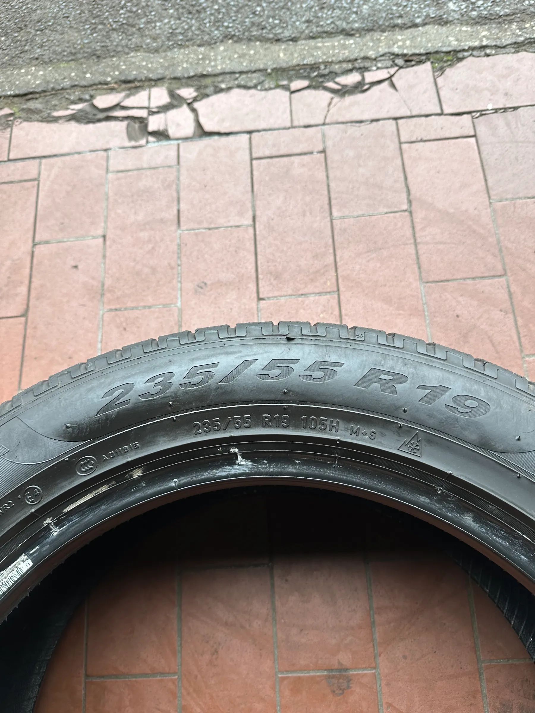 4x Winterreifen 235/55 R19 105H Pirelli Scorpion 2021 5mm