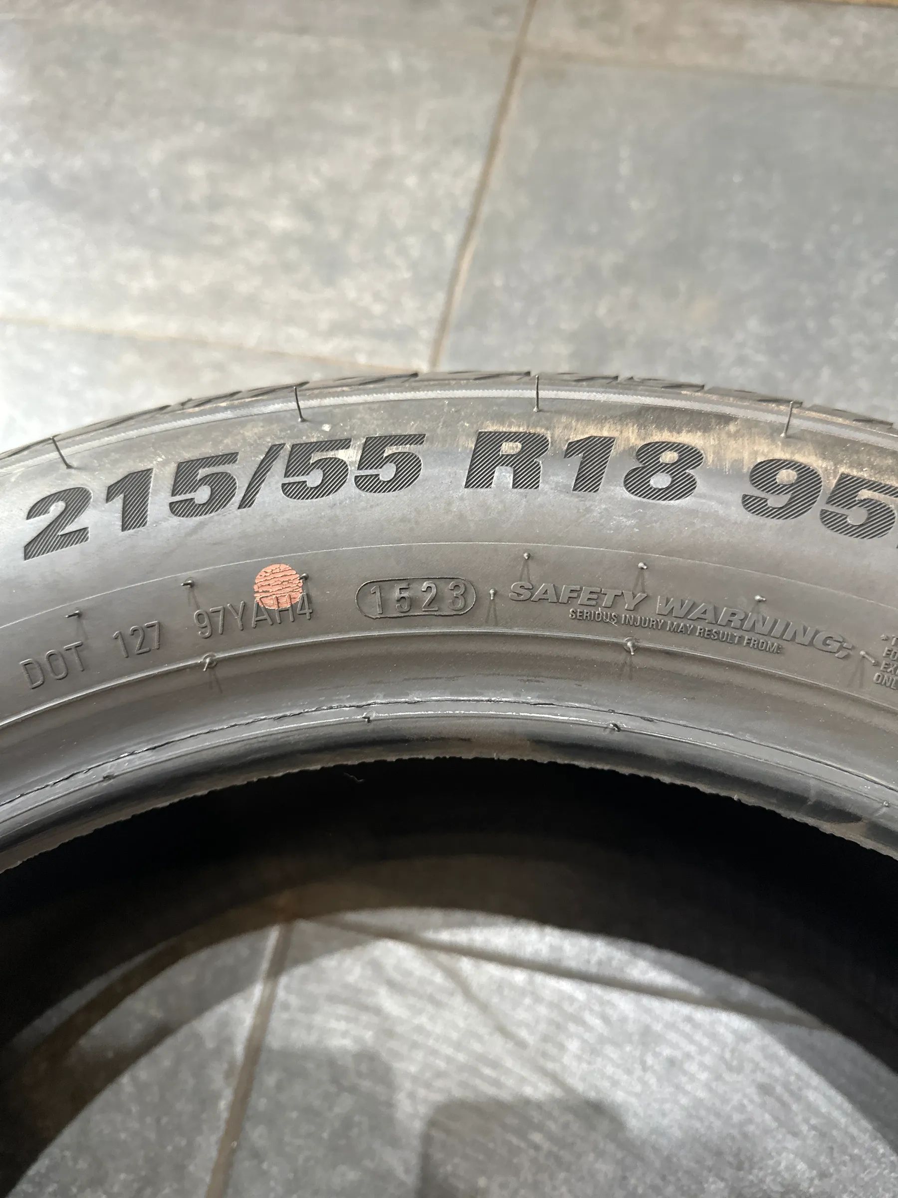 4x Sommerreifen 215/55 R18 95H Kumho 2x 2023/2x 2021 7,5mm