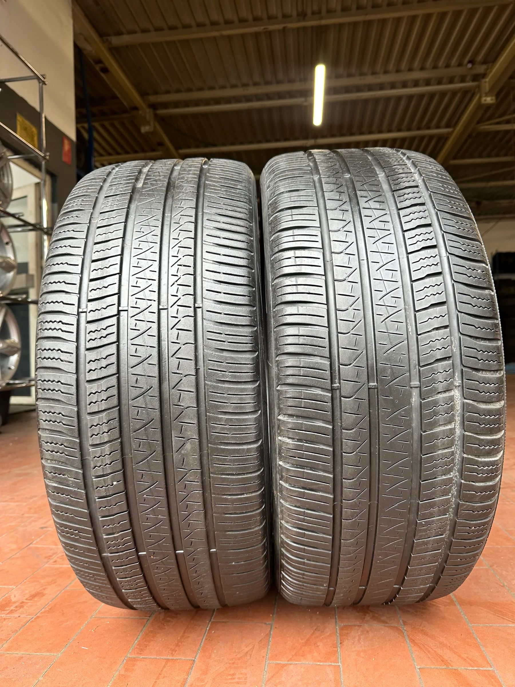 2x Allwetterreifen 265/40 R22 106Y Pirelli SCORPION ZERO 2020 5,5mm