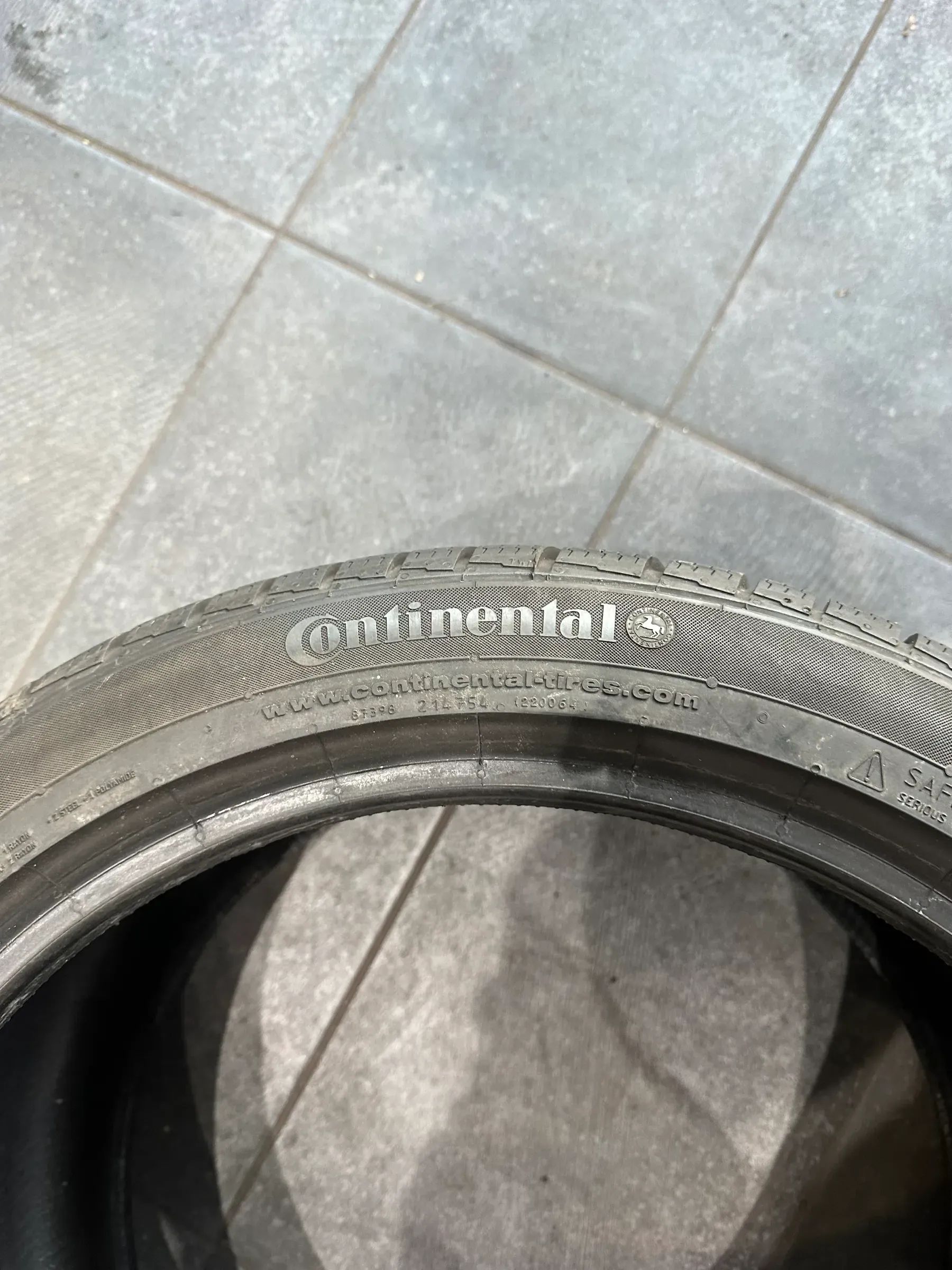 2x Winterreifen 295/35 R19 100V Continental 2018 7mm