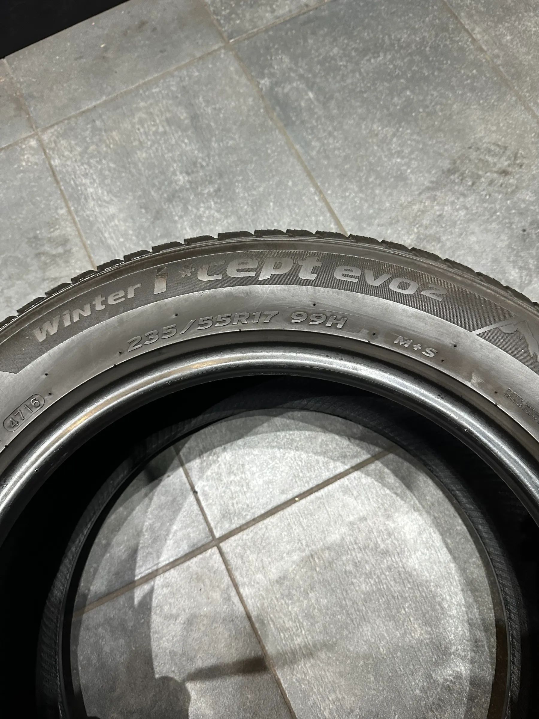 2x Winterreifen 235/55 R17 99H Hankook 2016 5mm