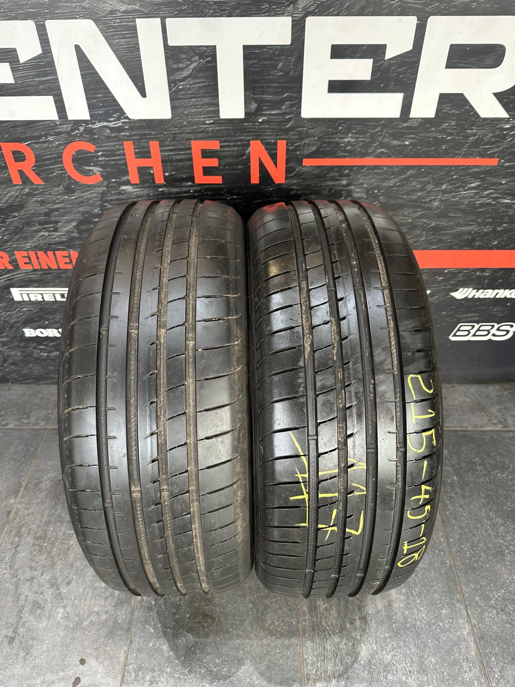 2x Sommerreifen 215/45 R18 89V Goodyear 2020 6,5mm