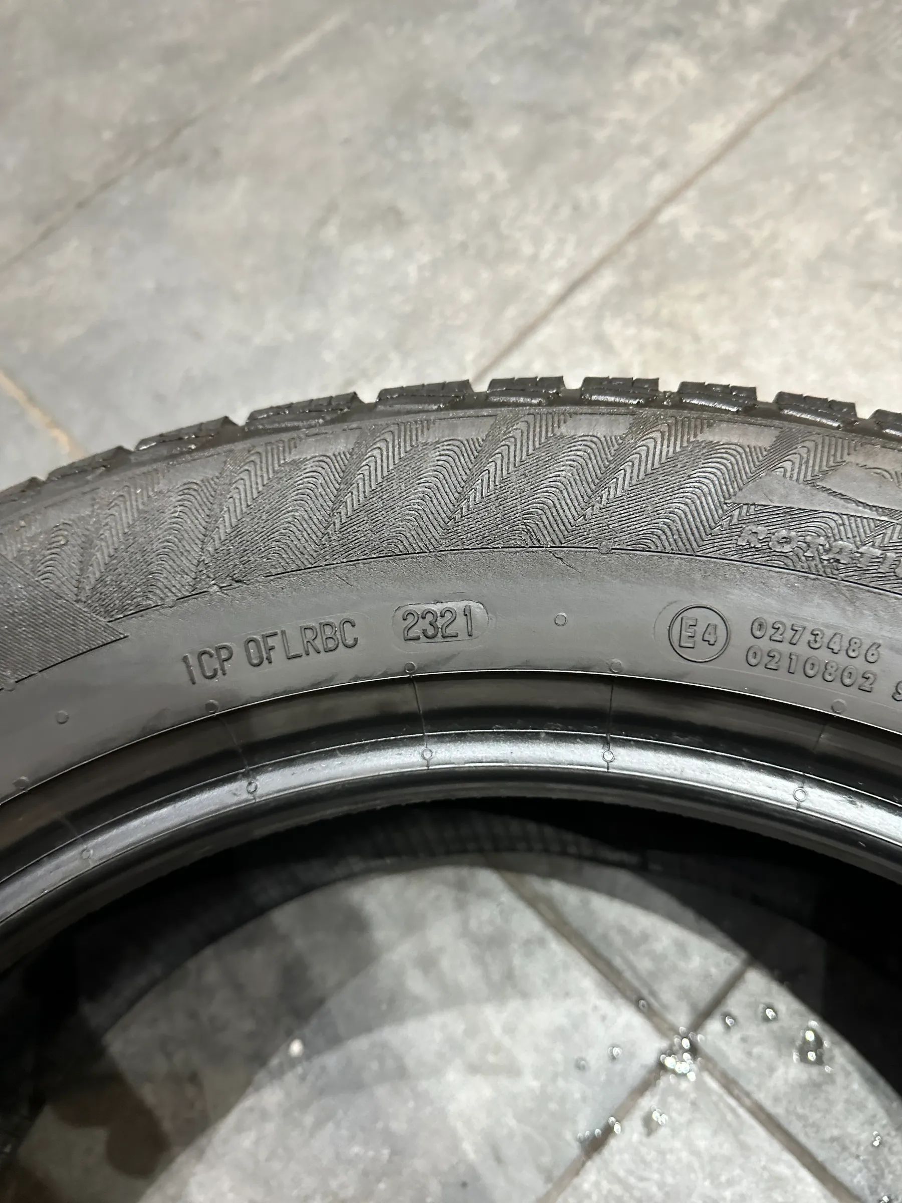 2x Winterreifen 235/55 R18 104H Matador 2021 5,2mm
