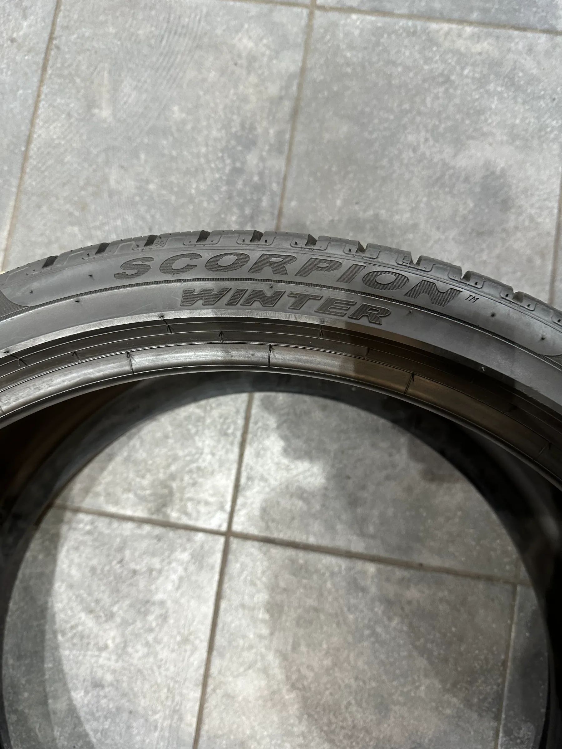 2x Winterreifen 315/30 R22 107Y Pirelli 2021 4,2mm