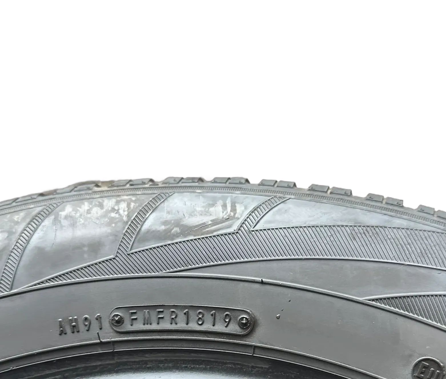 2x Winterreifen 255/55 R18 109V Falken 2019 6mm