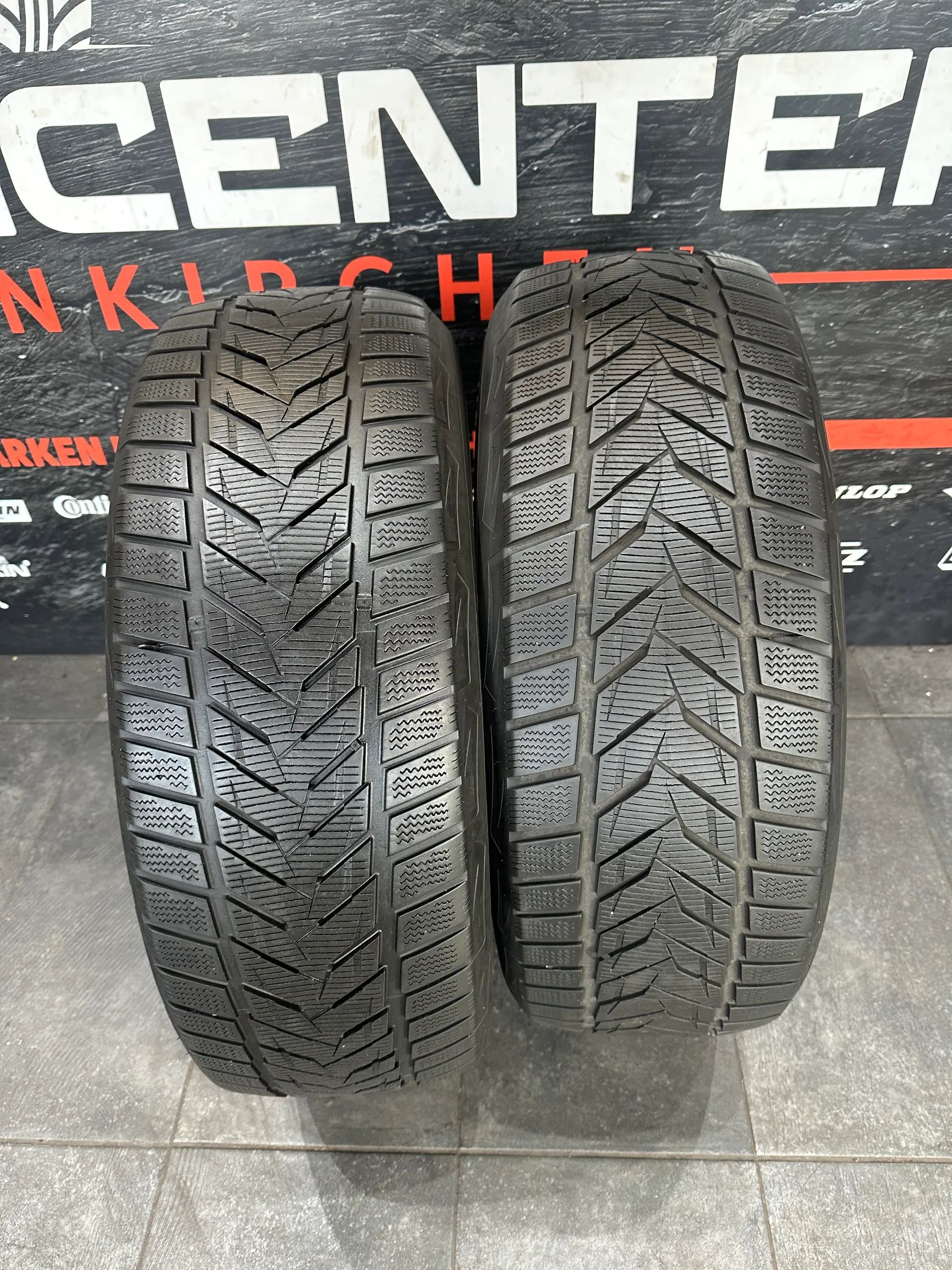 2x Winterreifen 255/55 R19 111V Vredestein 2016 6,2mm
