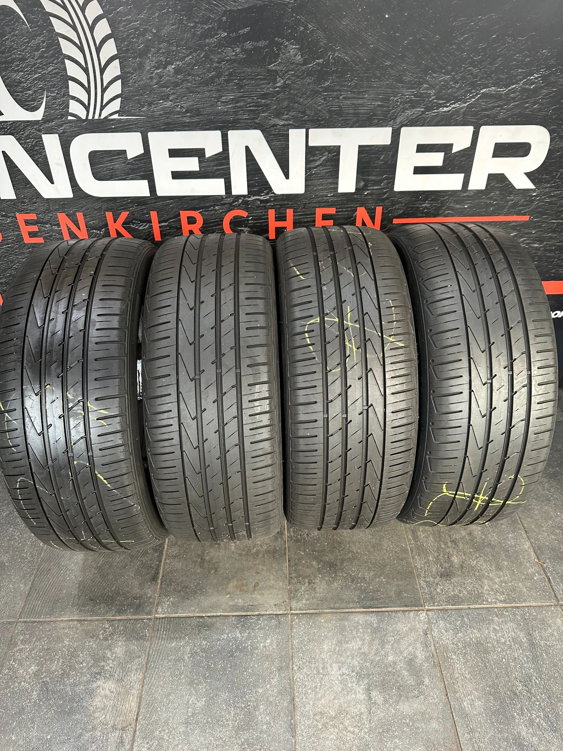 4x Sommerreifen 235/50 R19 99V Hankook 2019 5,8mm