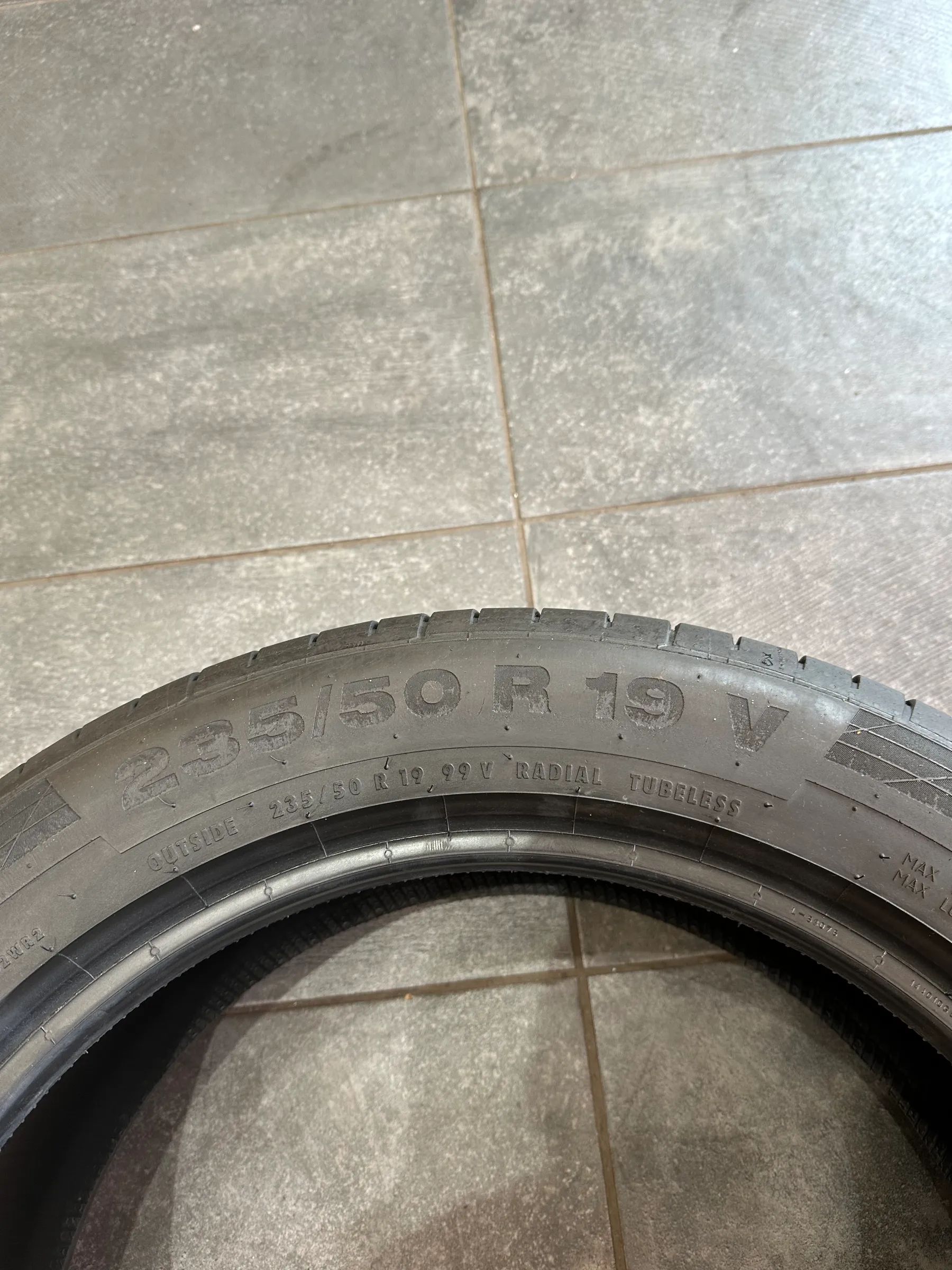 2x Sommerreifen 235/50 R19 99V Continental 2018 6,5mm