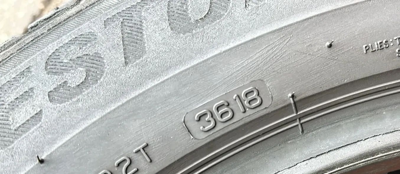 2x Sommerreifen 225/55 R17 97V Bridgestone 2018 6,5mm