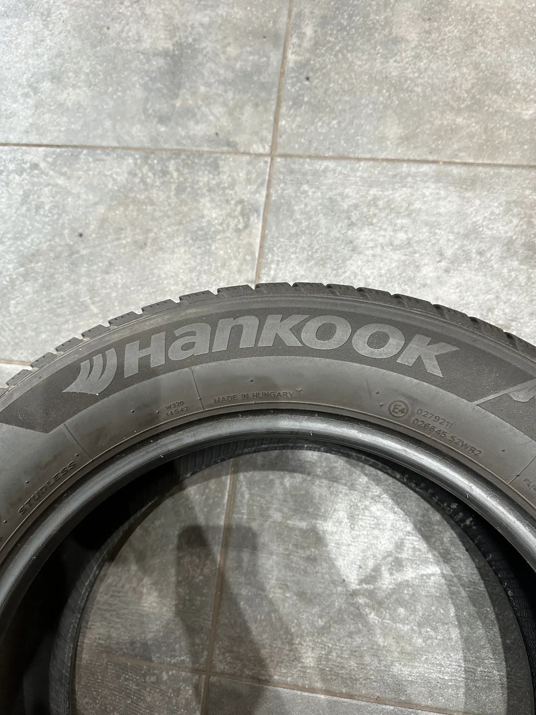 4x Winterreifen 215/60 R17 99H Hankook 2016 6mm