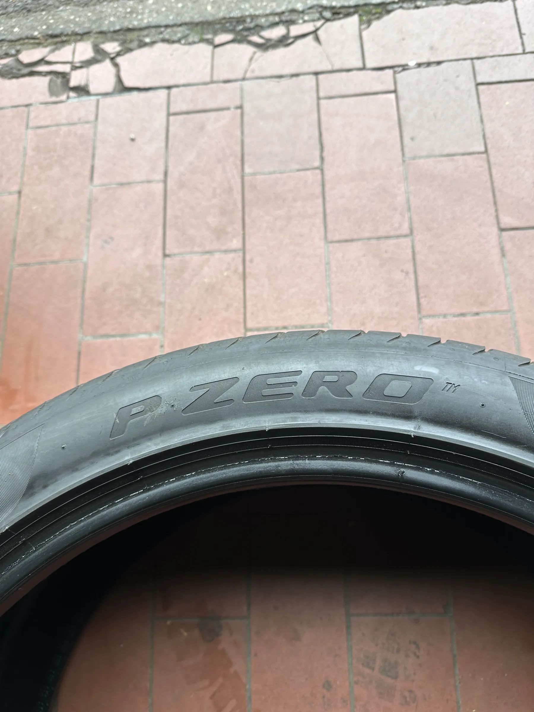 2x Sommerreifen 265/40 R21 101Y Pirelli P ZERO 2022 5mm