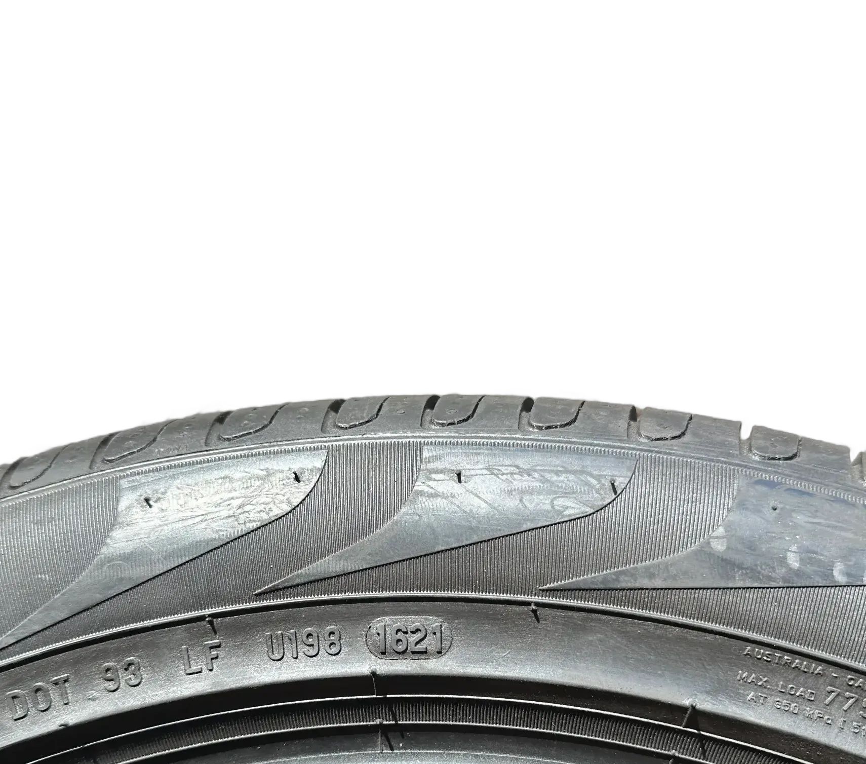 4x Sommerreifen 235/50 R19 99V Pirelli 2021 7mm