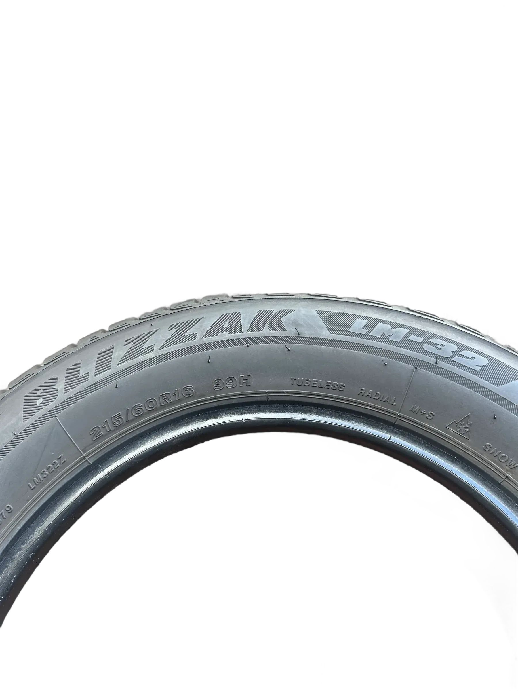 4x Winterreifen 215/60 R16 99H Bridgestone 2015 6,3mm