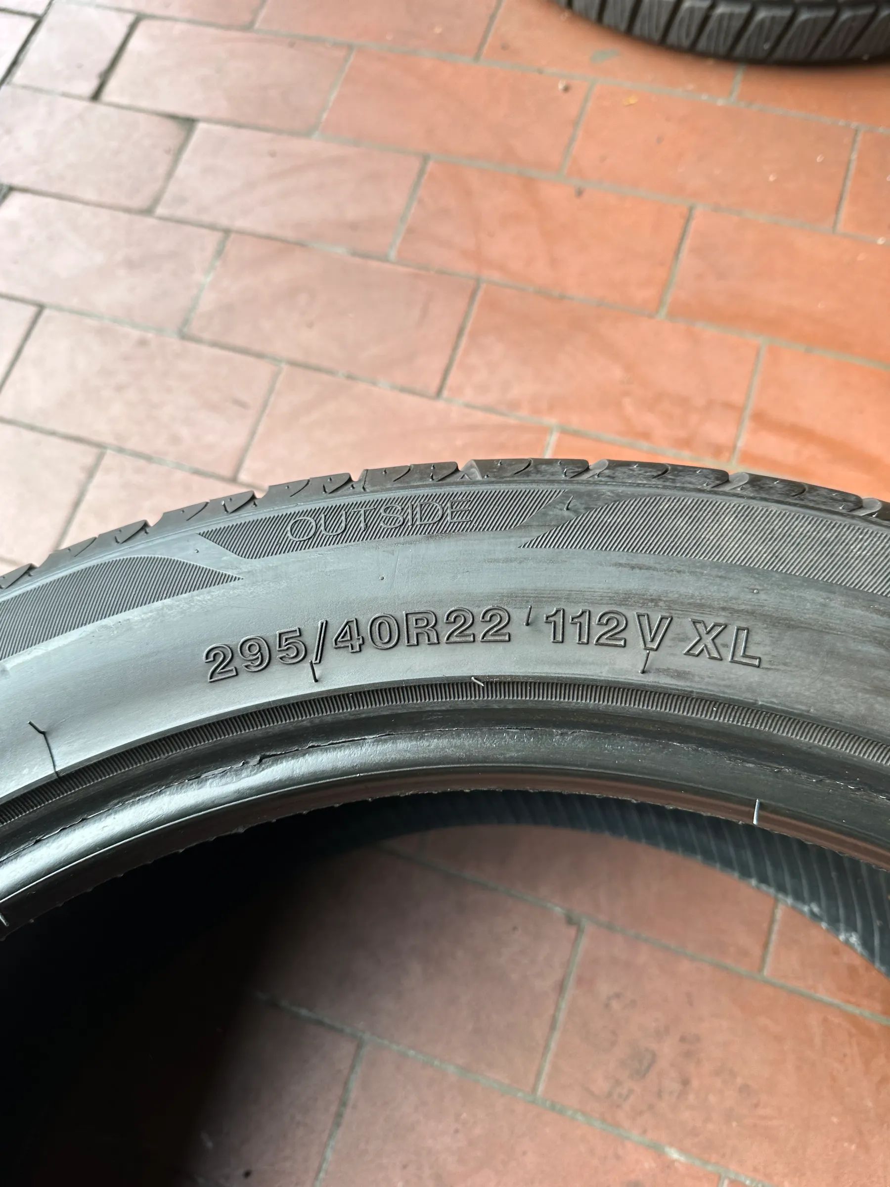 2x Sommerreifen 295/40 R22 112VXL Grenlander 2022 4,2mm
