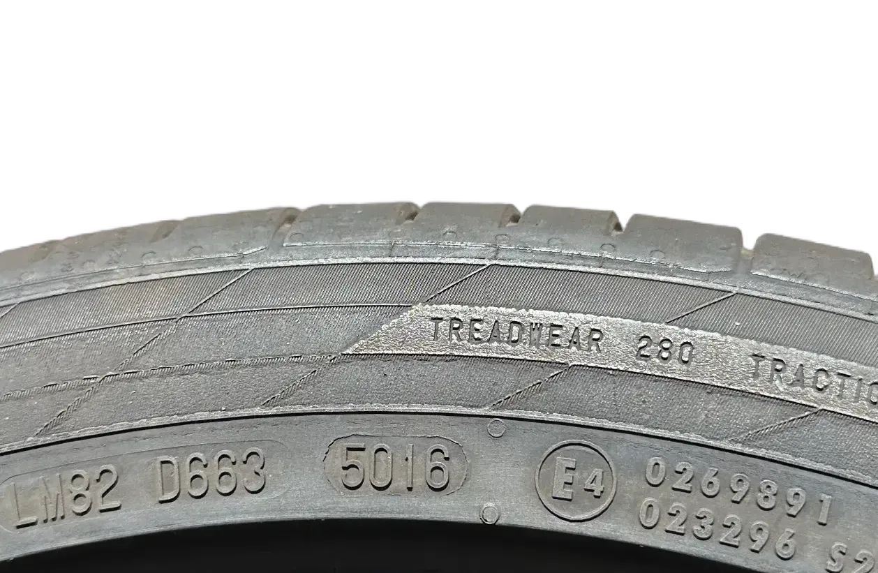 2x Sommerreifen 225/45 R19 96W Continental 2016 5,5mm