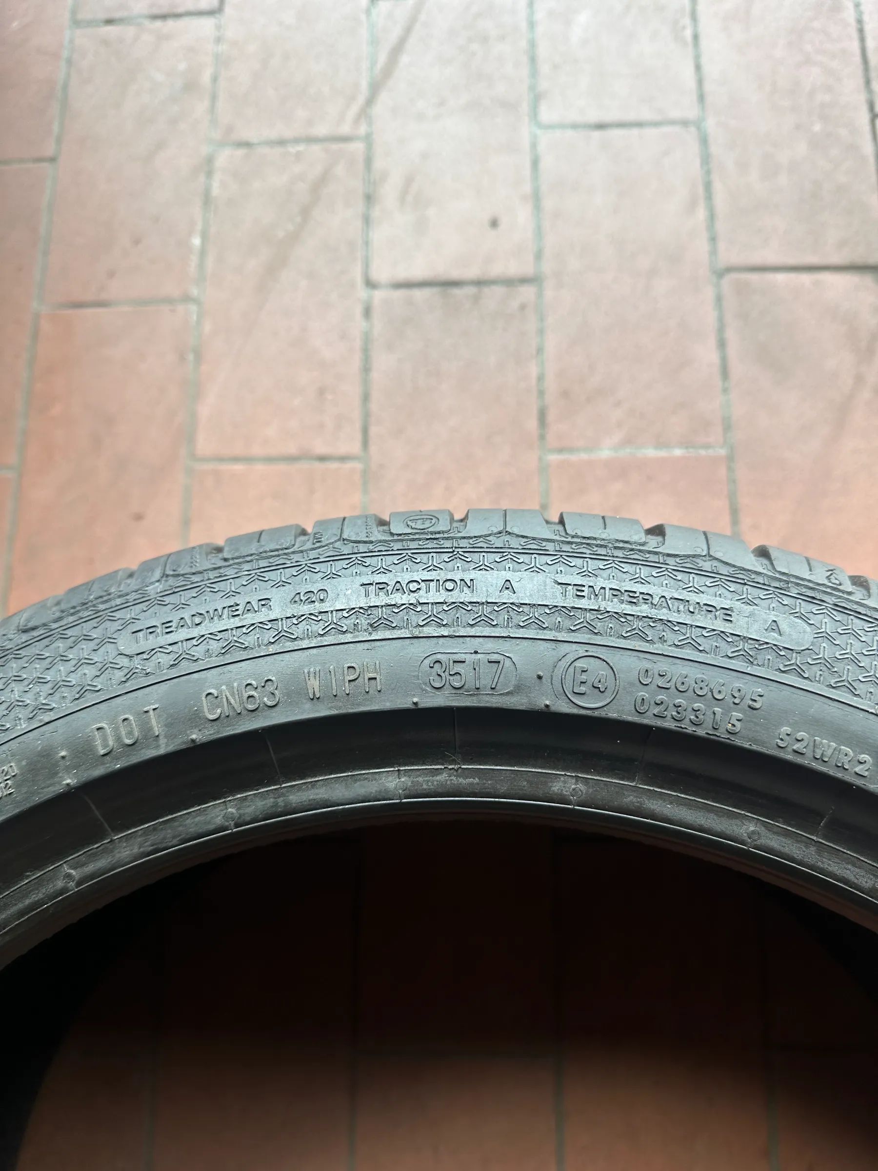 2x Sommerreifen 215/45 R17 91Y Barum Bravuris 3 2017 7mm