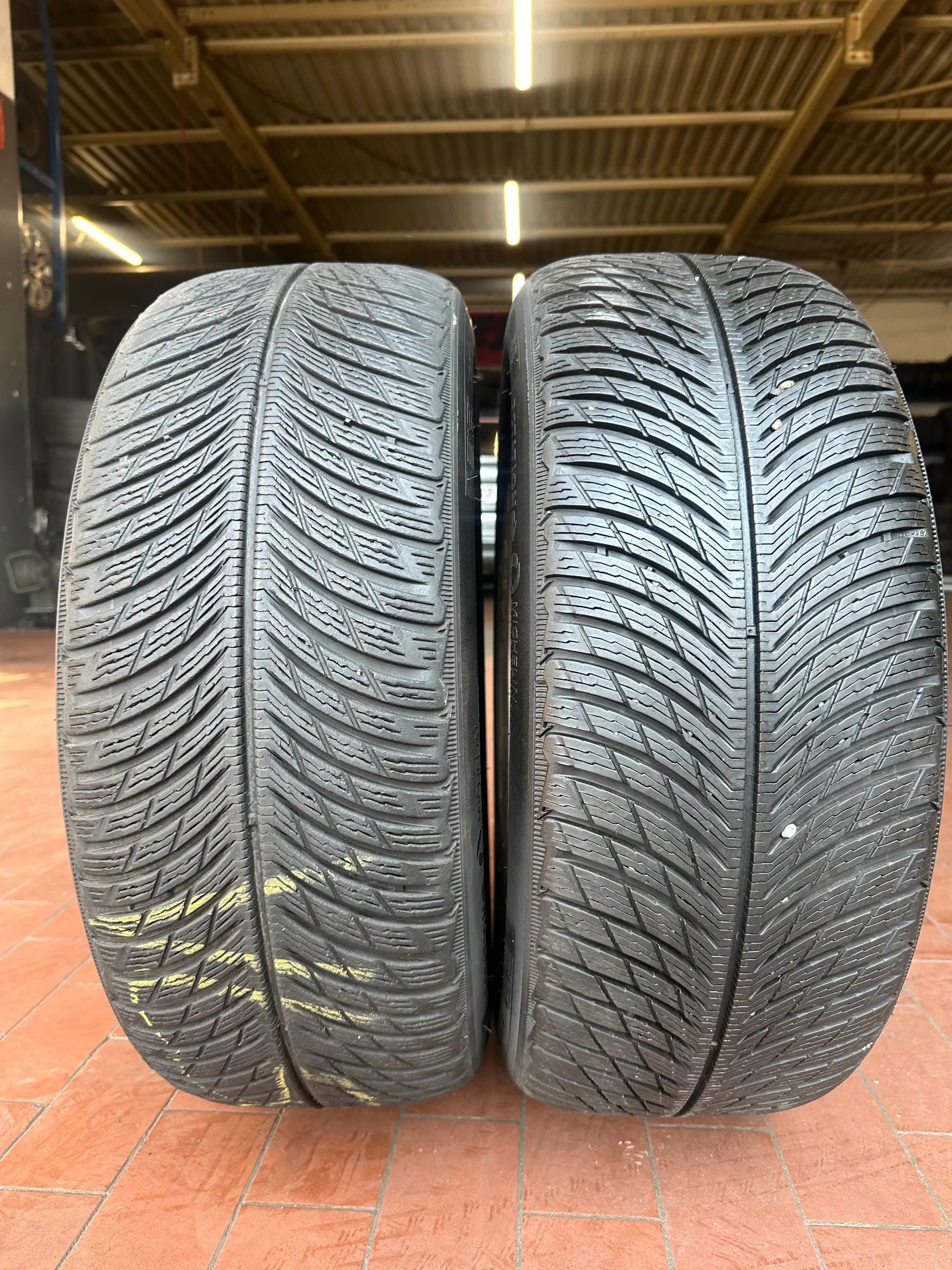 2x Winterreifen 235/55 R17 103V Michelin Pilot Alpin 5 2021 5,5mm