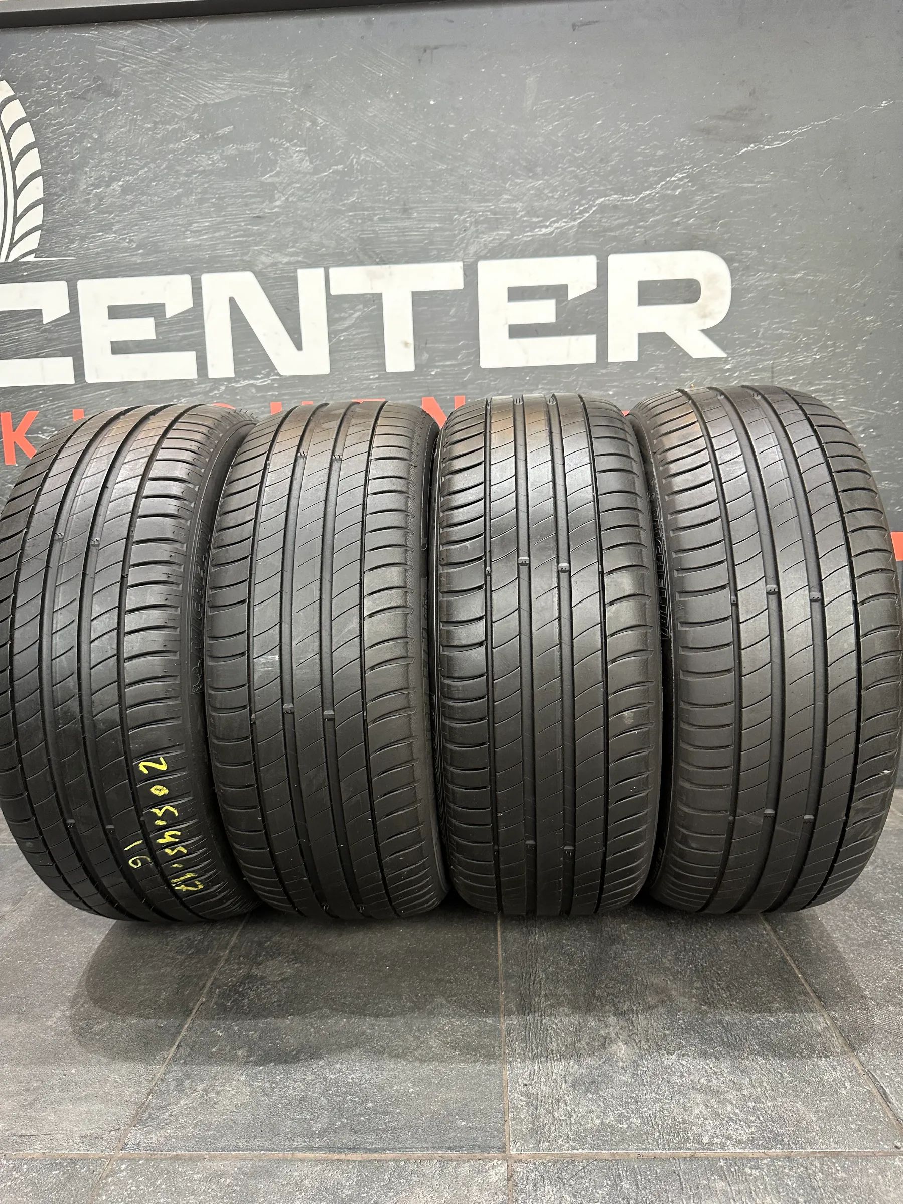4x Sommerreifen 205/45 R17 88V Michelin 2016 5,5mm