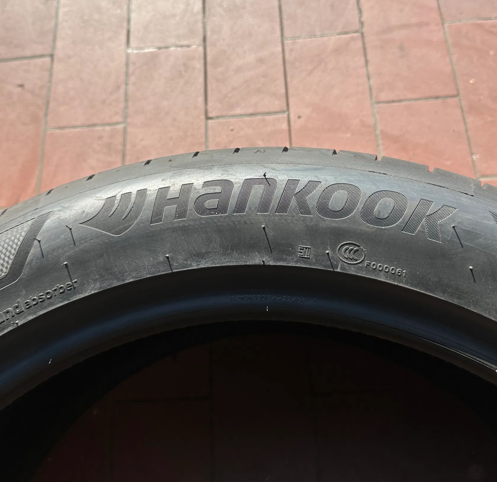 2x Sommerreifen 255/45 R19 104W Hankook VENTUS S1evo 3 EV 2022 6,5mm