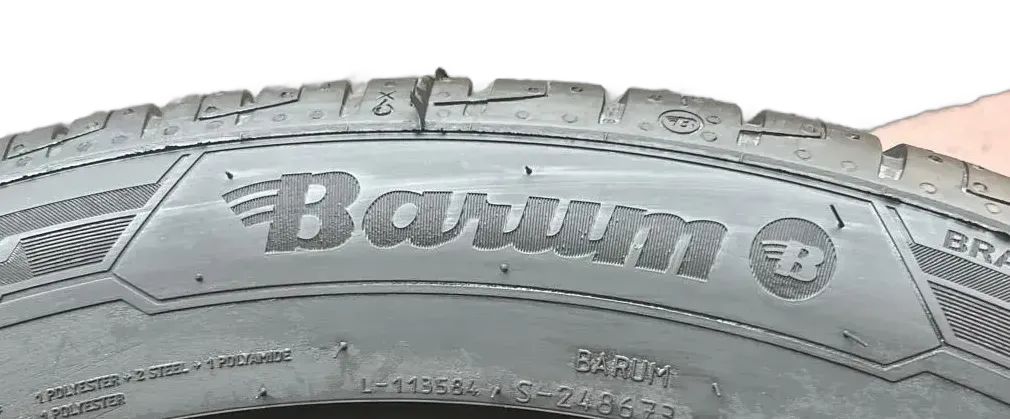 2x Sommerreifen NEU 205/55 R17 95V Barum 2018
