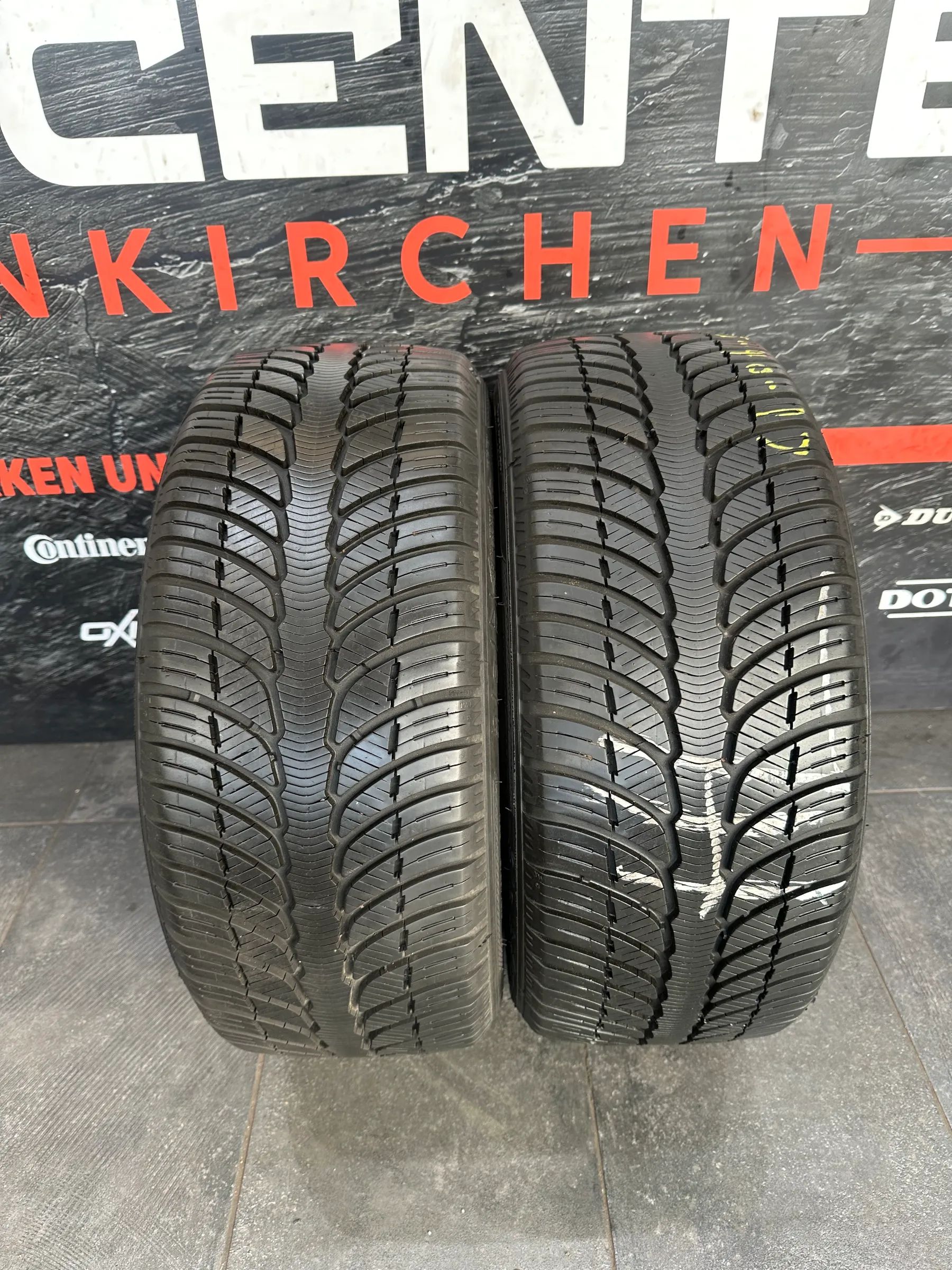 2x Winterreifen 215/40 R17 87V Kleber 2016 6,5mm