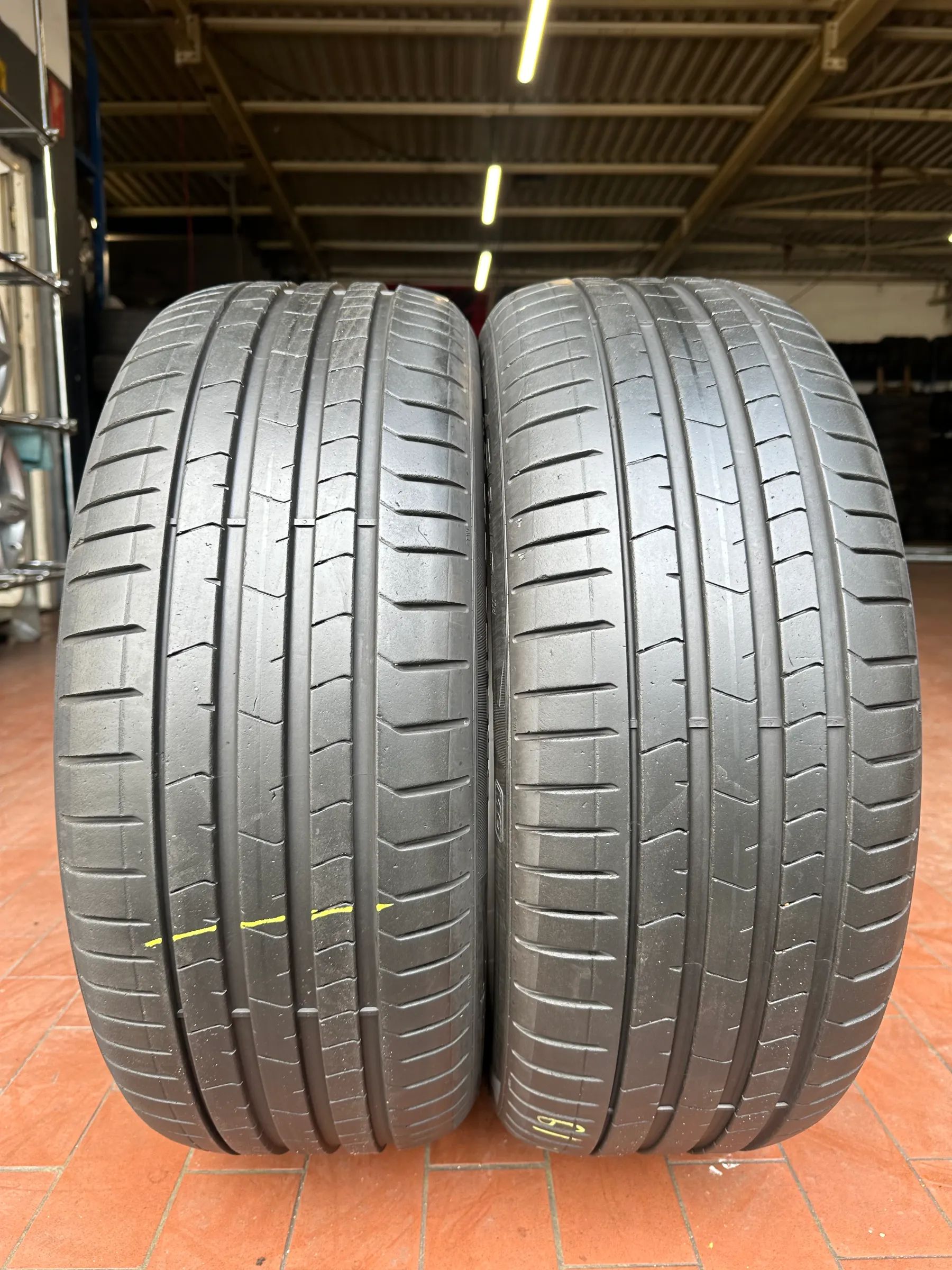 2x Sommerreifen 235/50 R19 99W Pirelli P Zero 2020 6,5mm