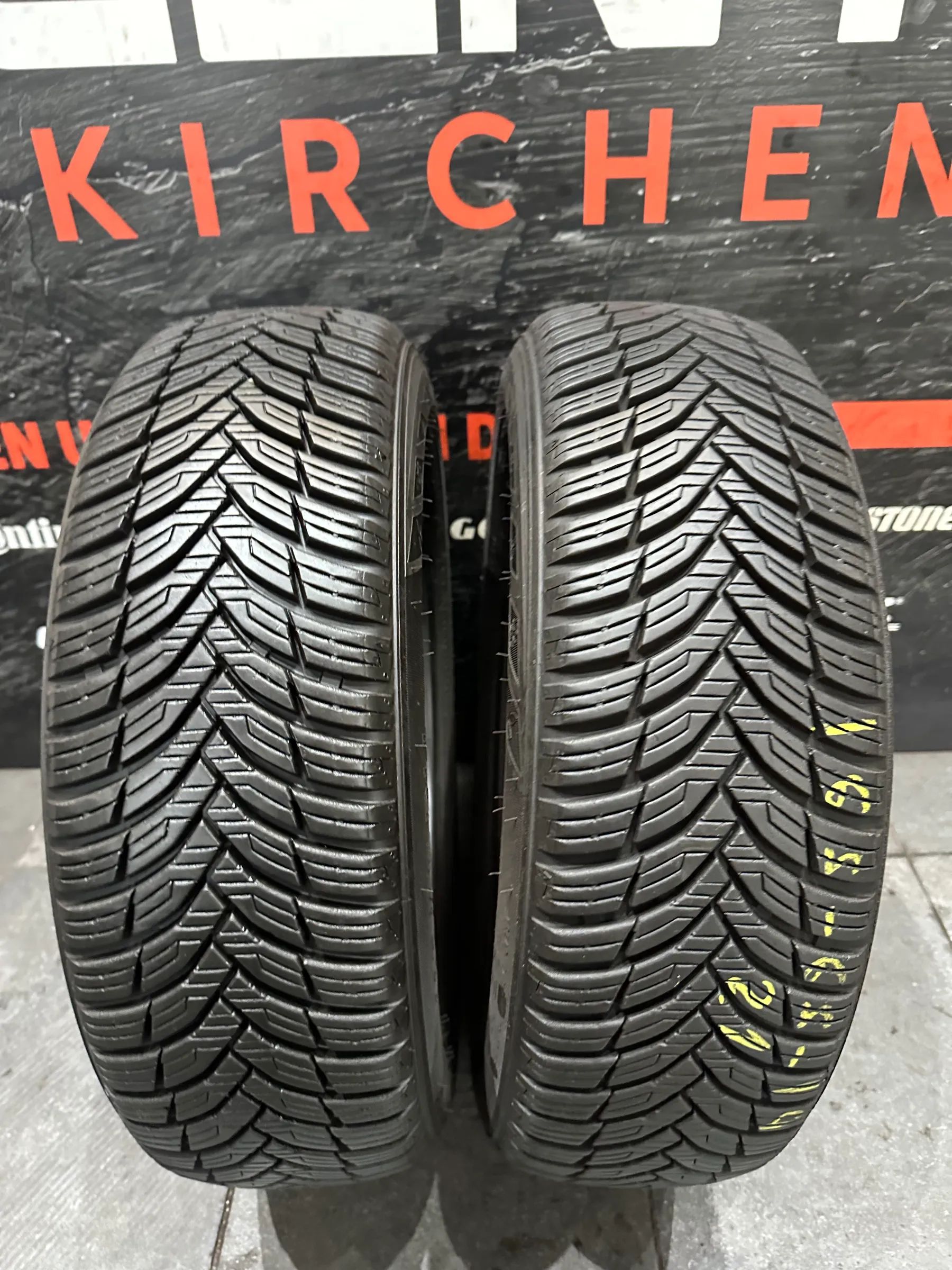 2x Allwetterreifen 165/65 R14 79T No-Name 2021 7,6mm