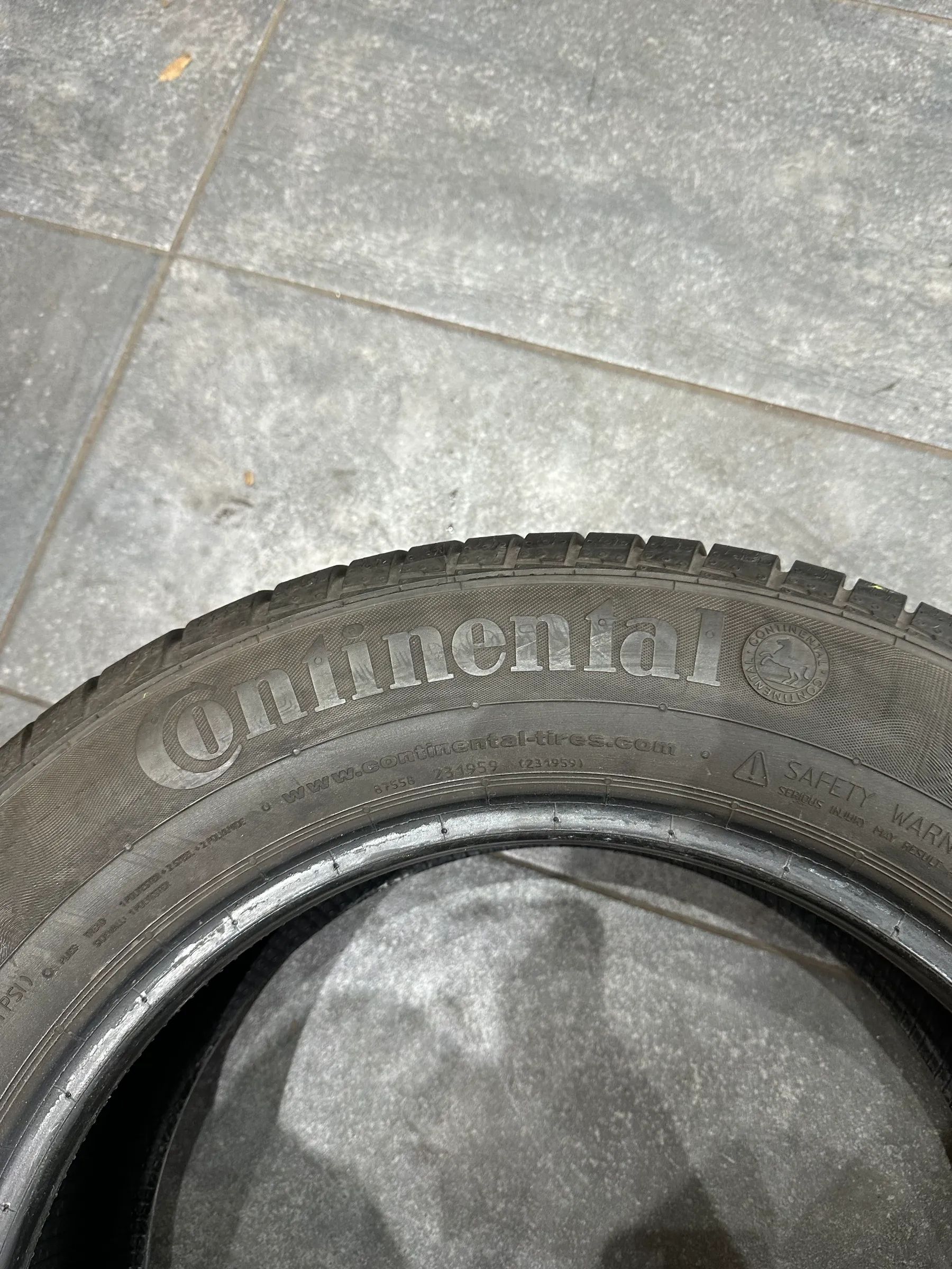 4x Winterreifen 195/65 R16 92H Continental 2015 7,5mm