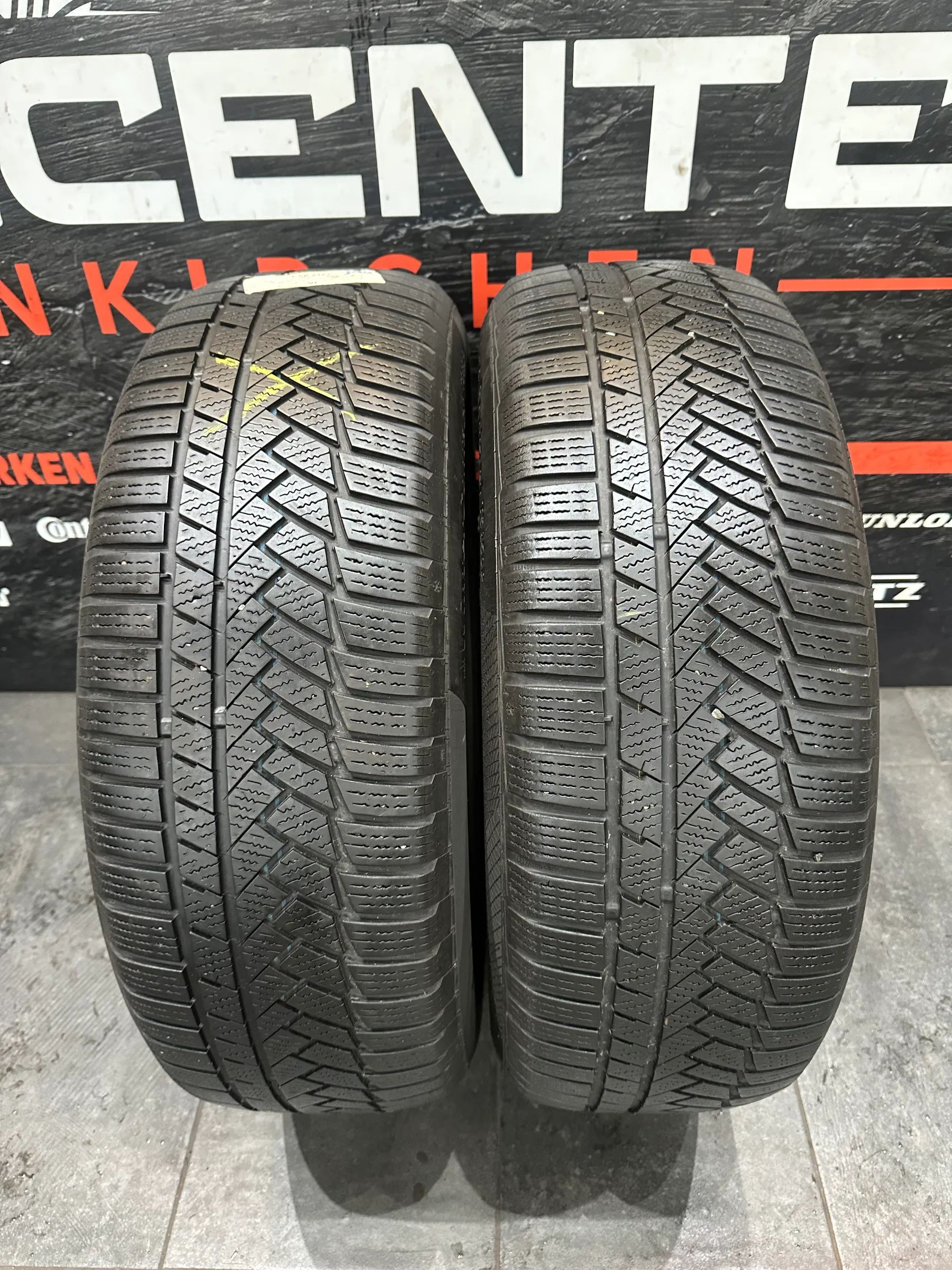 2x Winterreifen 235/60 R18 107HXL Continental 2015 5,5mm