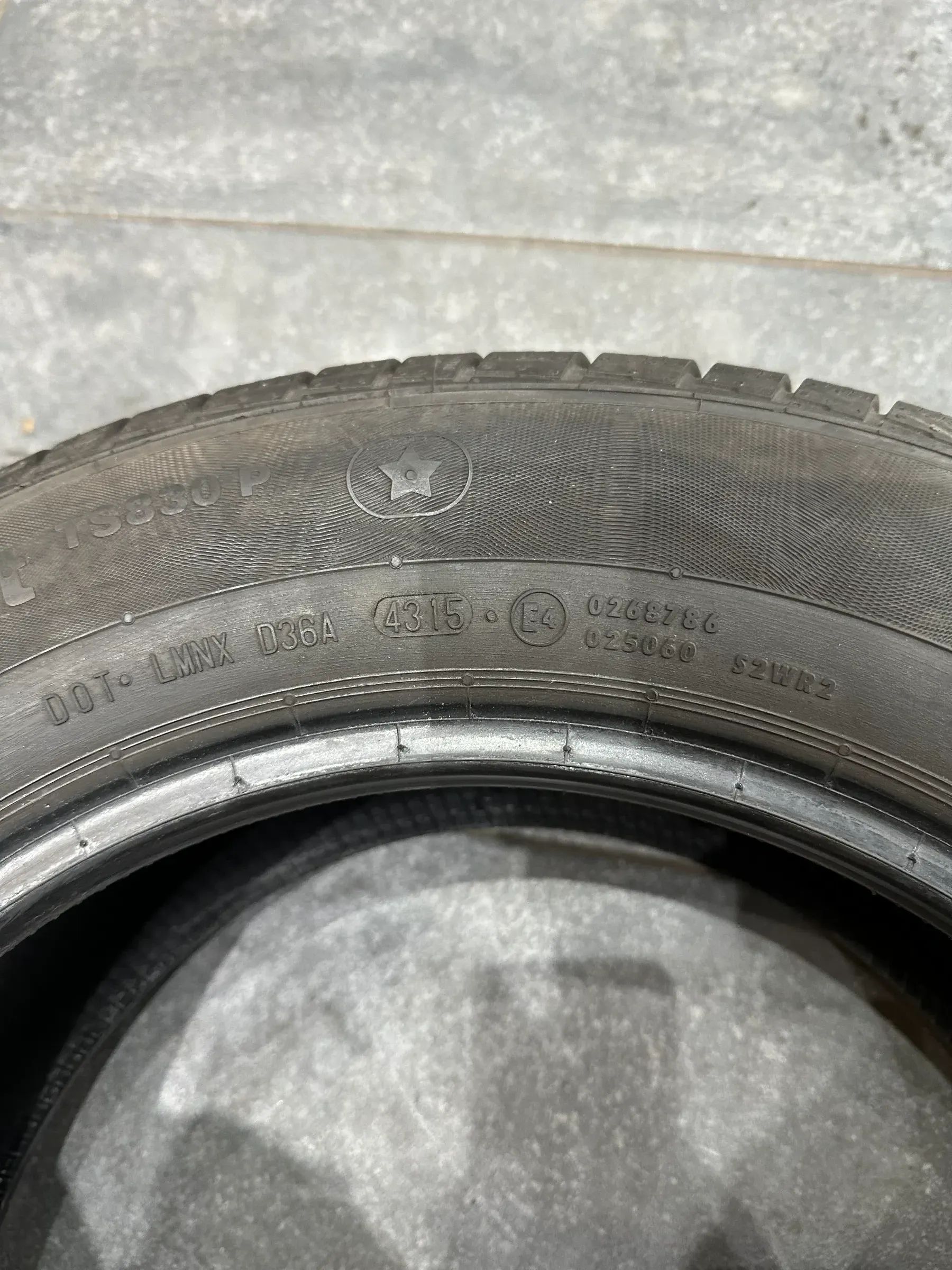 4x Winterreifen 195/65 R16 92H Continental 2015 7,5mm