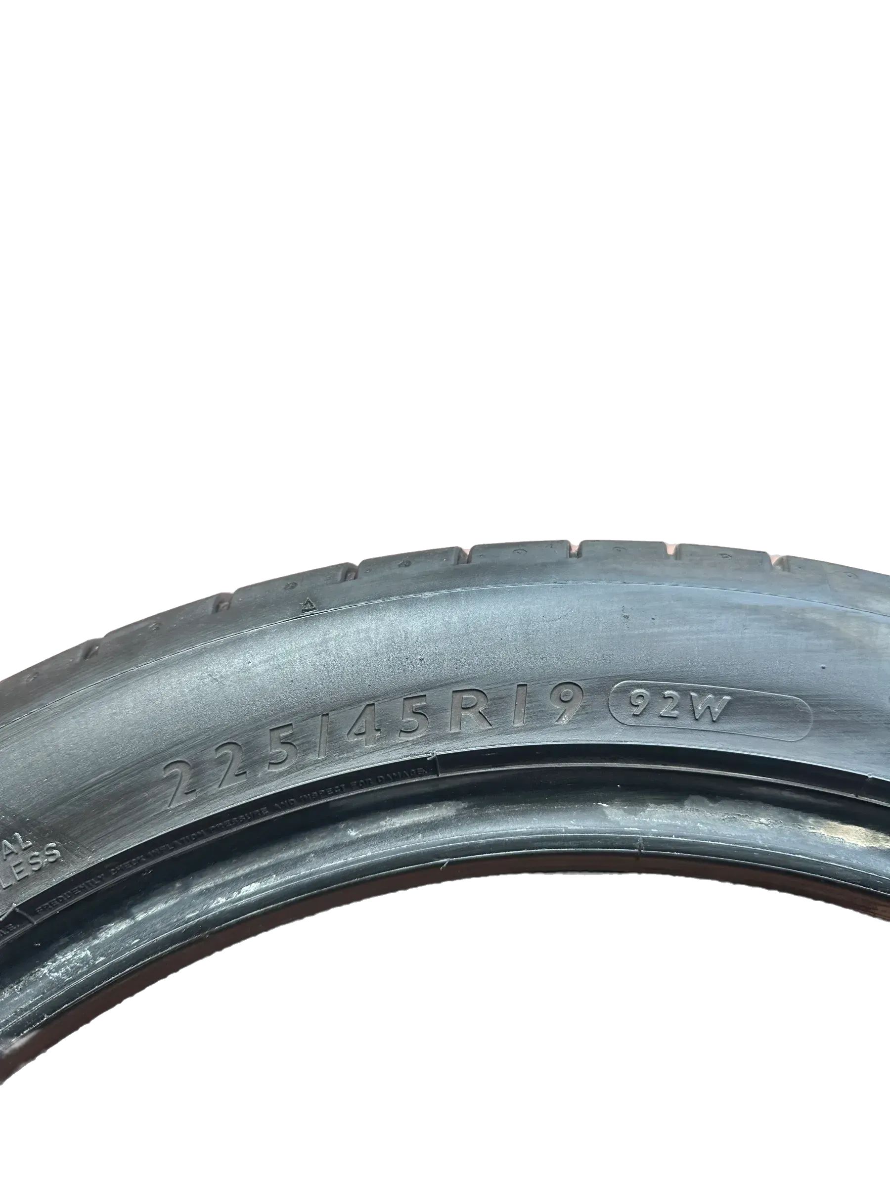 4x Sommerreifen 225/45 R19 92W Dunlop 2015 6,8mm