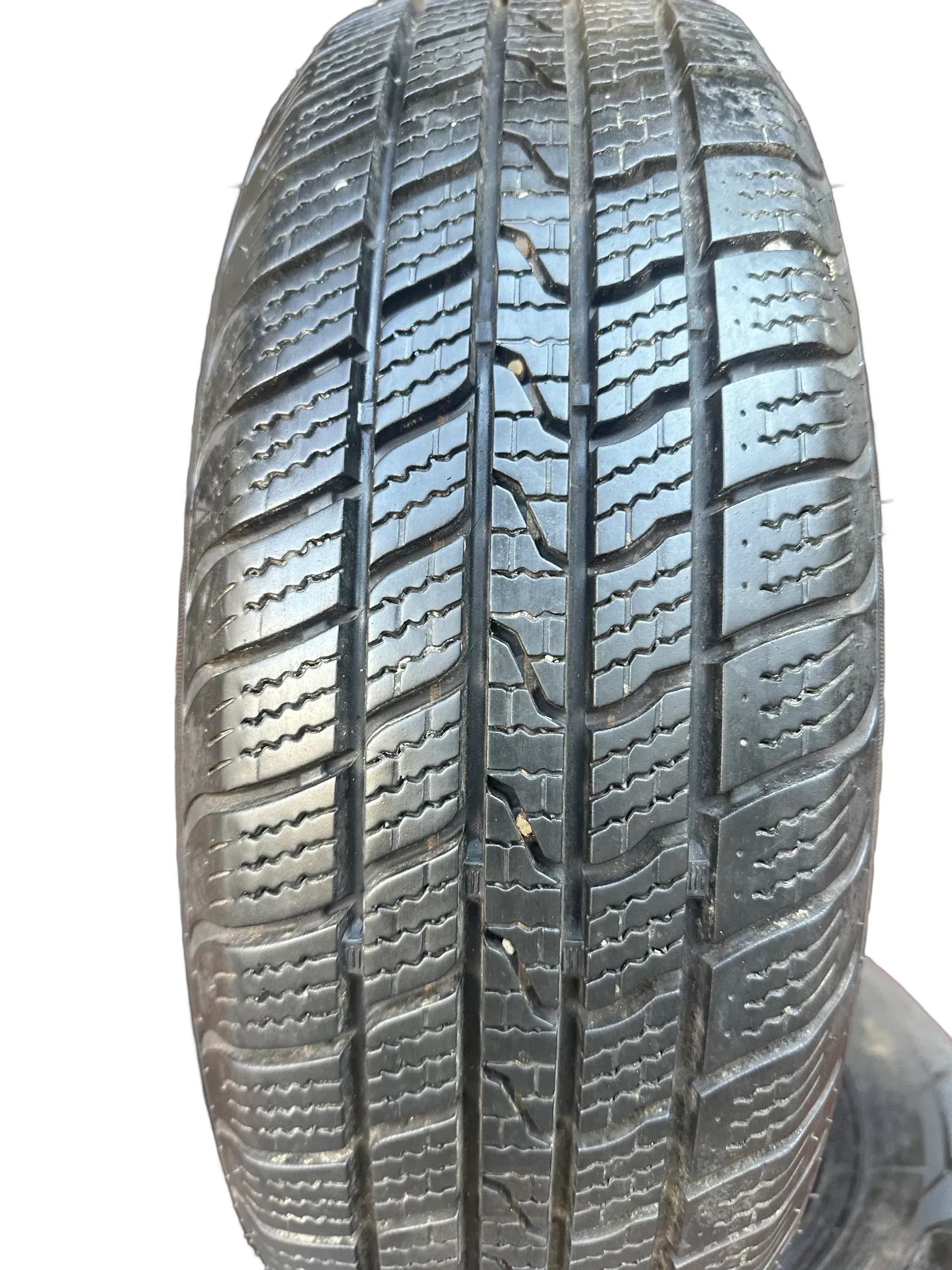 2x Allwetterreifen 165/65 R14 79H Aplus 2021 6,3mm