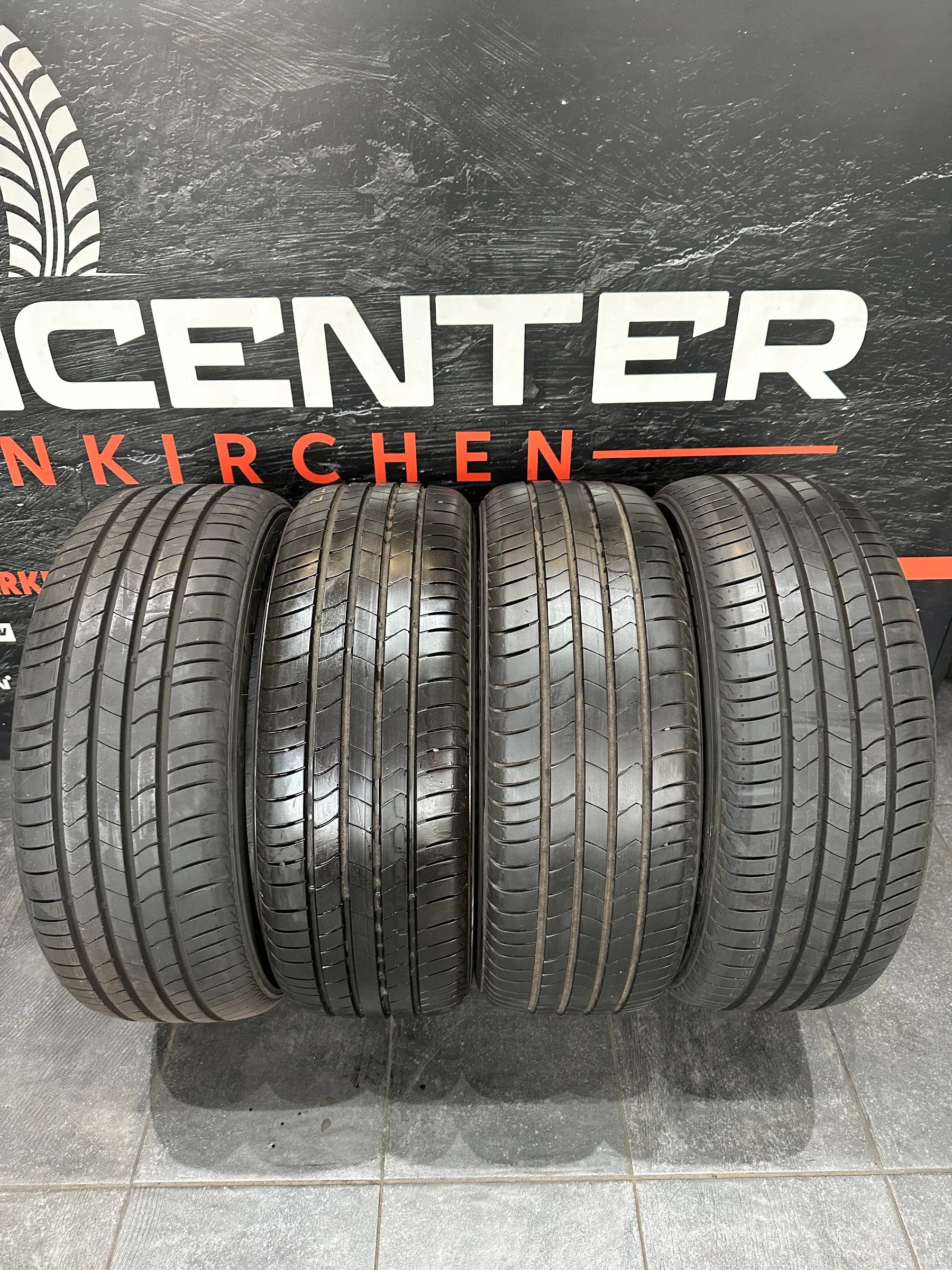 4x Sommerreifen 215/55 R18 95H Kumho 2x 2023/2x 2021 7,5mm