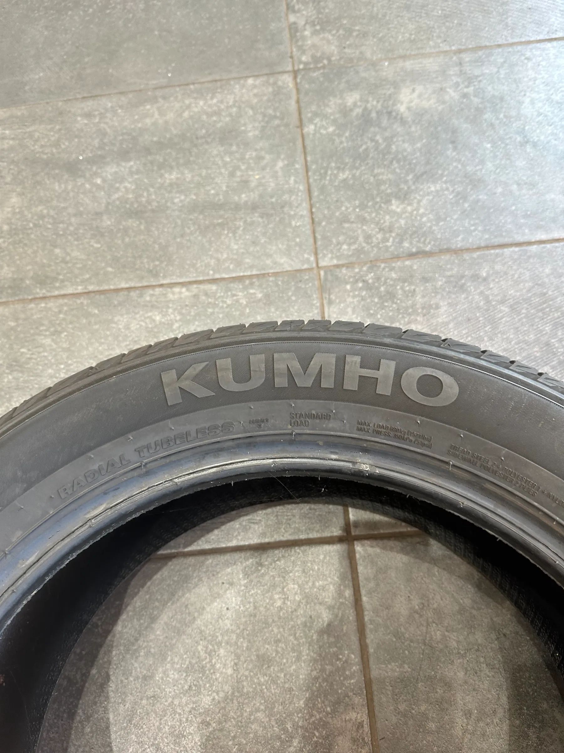 2x Sommerreifen 215/55 R18 95H Kumho 2021 8mm