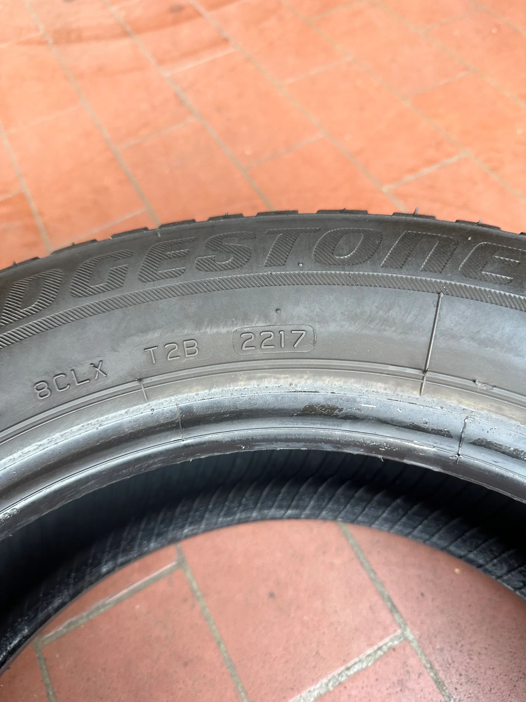 2x Winterreifen 185/65 R15 88T Bridgestone 2017 6,5mm