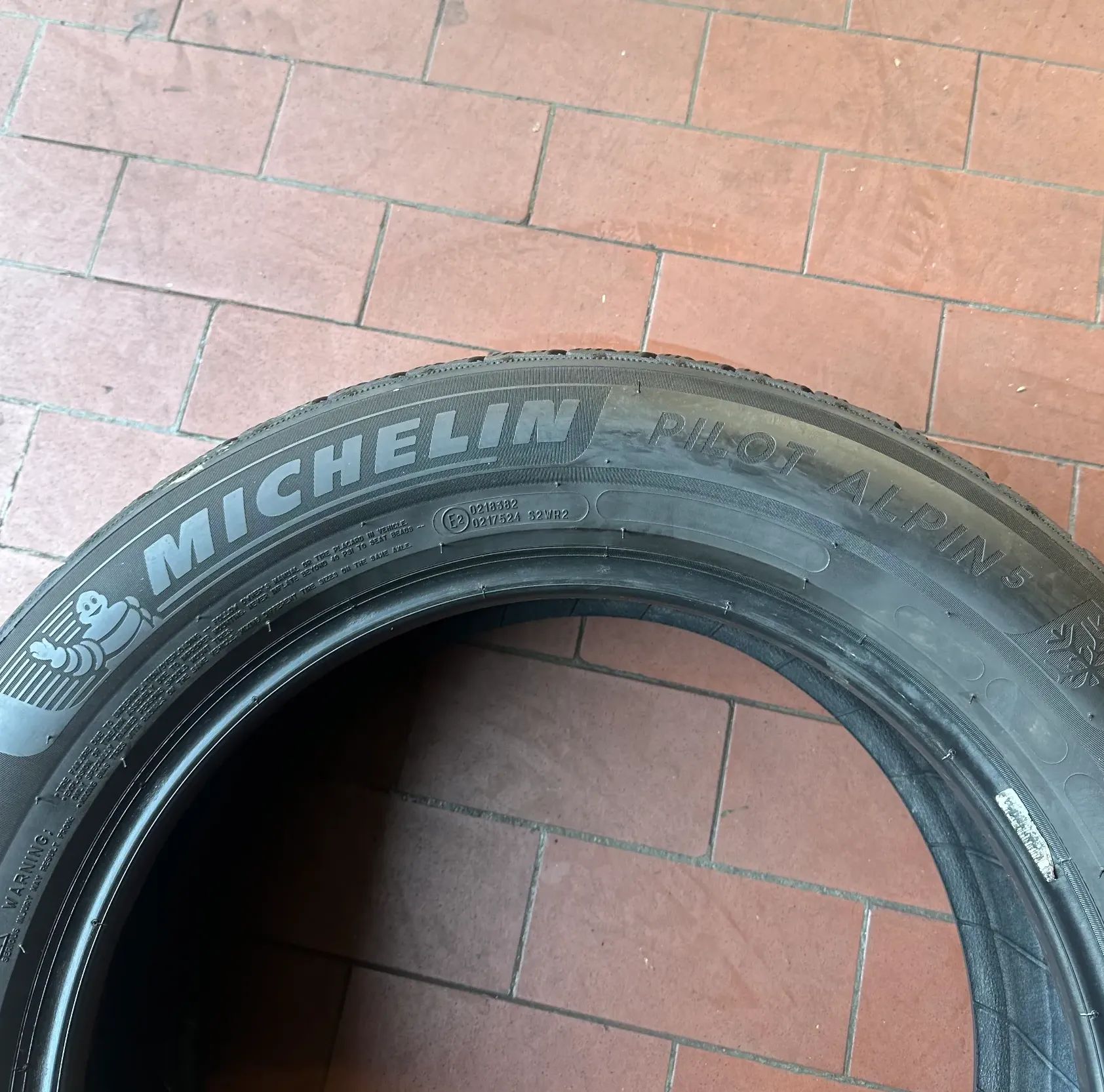 2x Winterreifen 235/55 R17 103V Michelin Pilot Alpin 5 2021 5,5mm