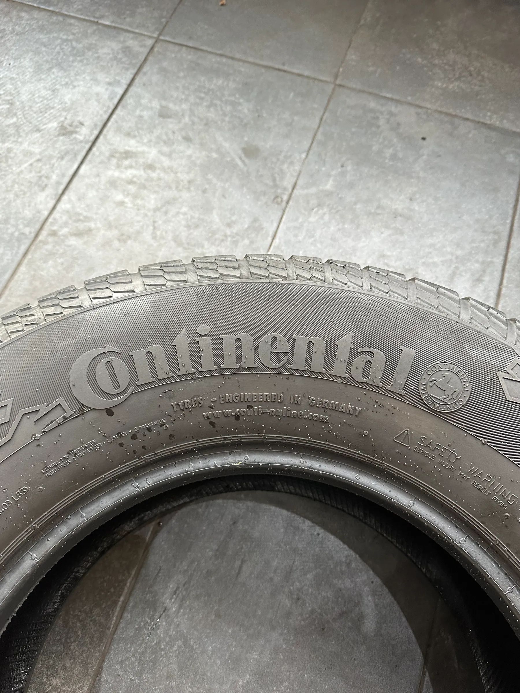 2x Winterreifen 265/70 R16 112T Continental 2016 4mm