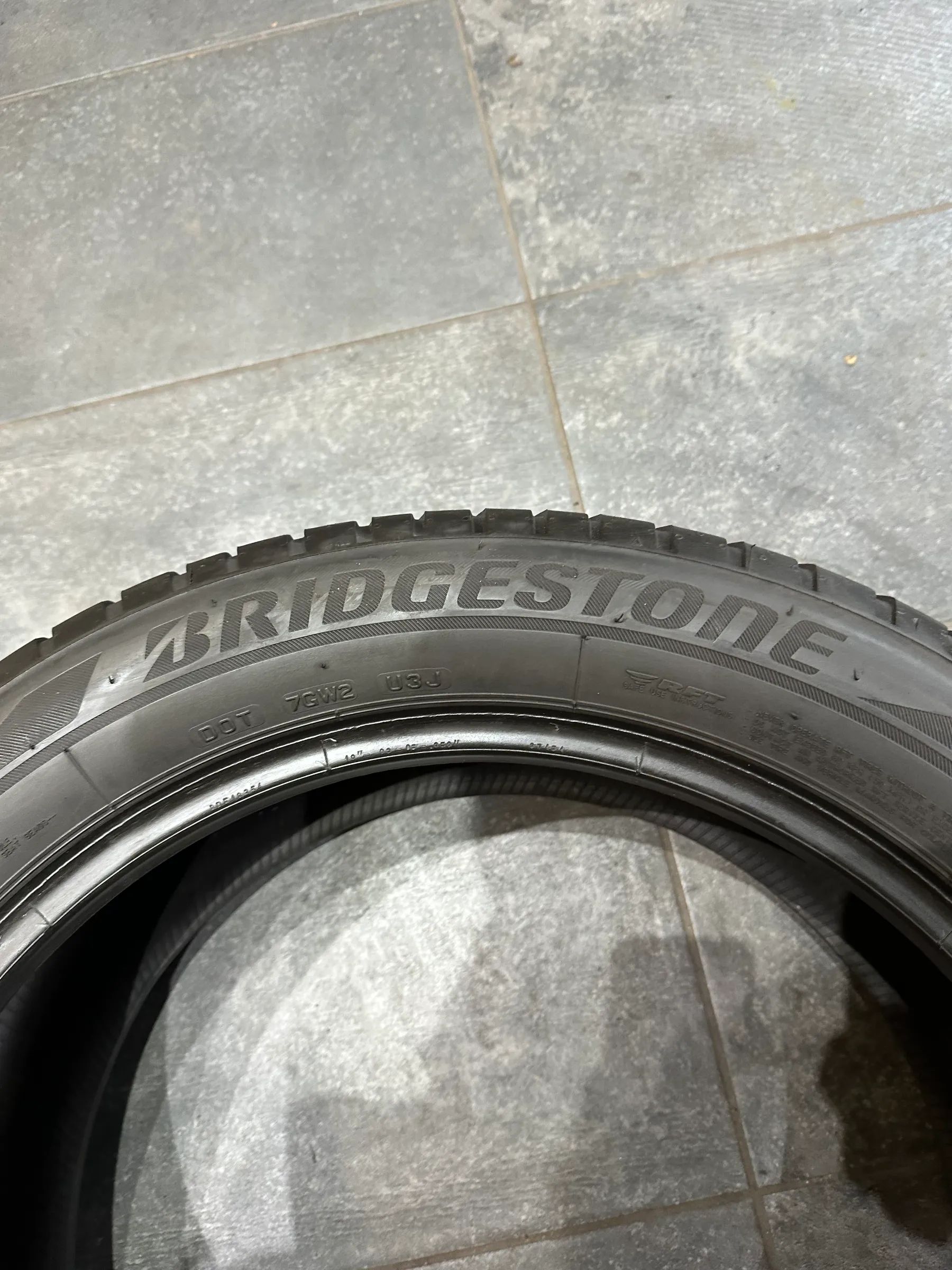 2x Winterreifen 245/50 R19 105VRF Bridgestone 2019 Runflat 5,5mm