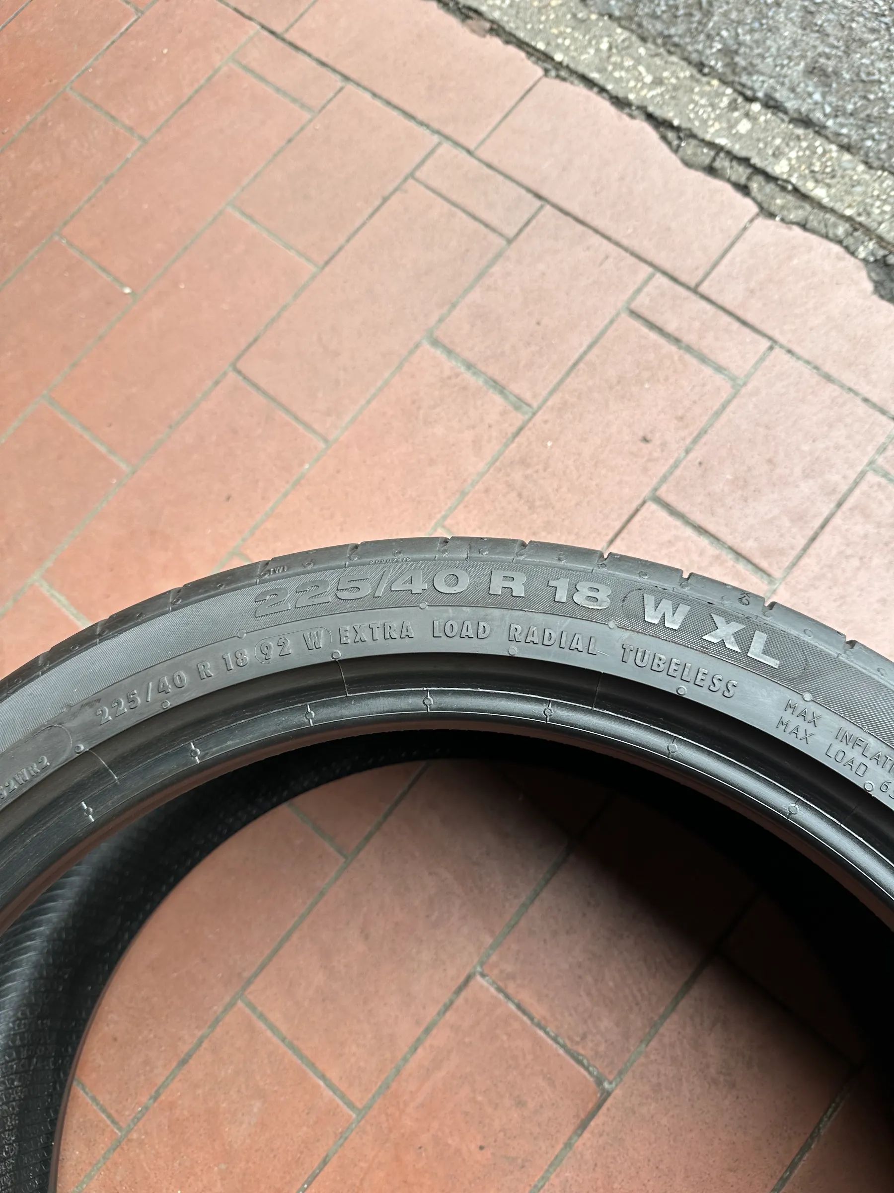 2x Sommerreifen 225/40 R18 92W Continental ContiSportContact5 2018 4,5mm