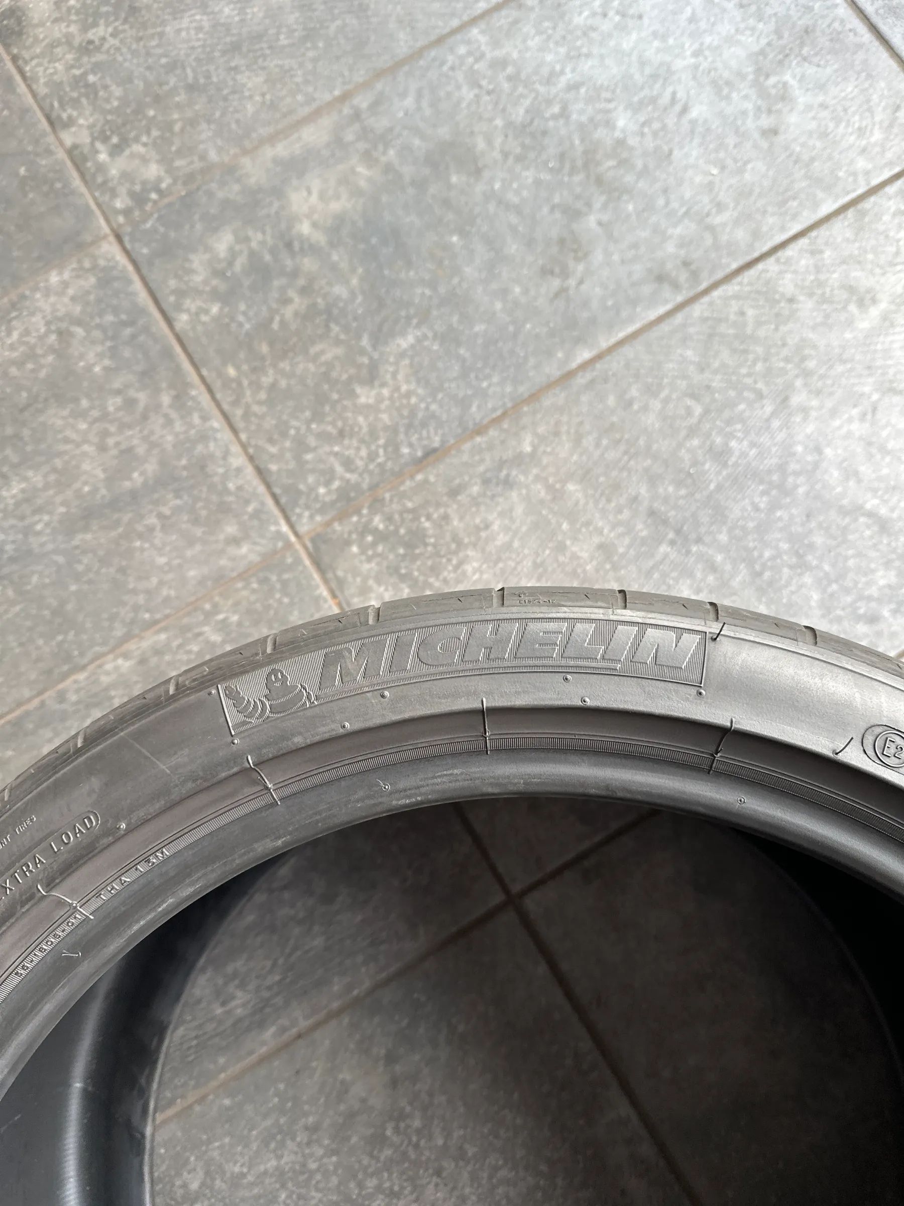 2x Sommerreifen 305/30 R19 102Y Michelin 2016 6,2mm