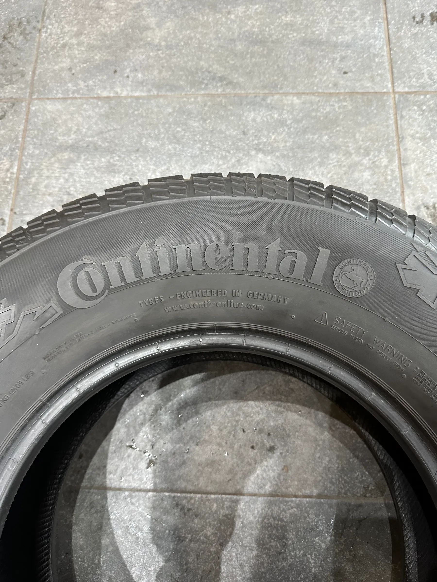 2x Winterreifen 265/70 R16 113T Continental 2016 5mm