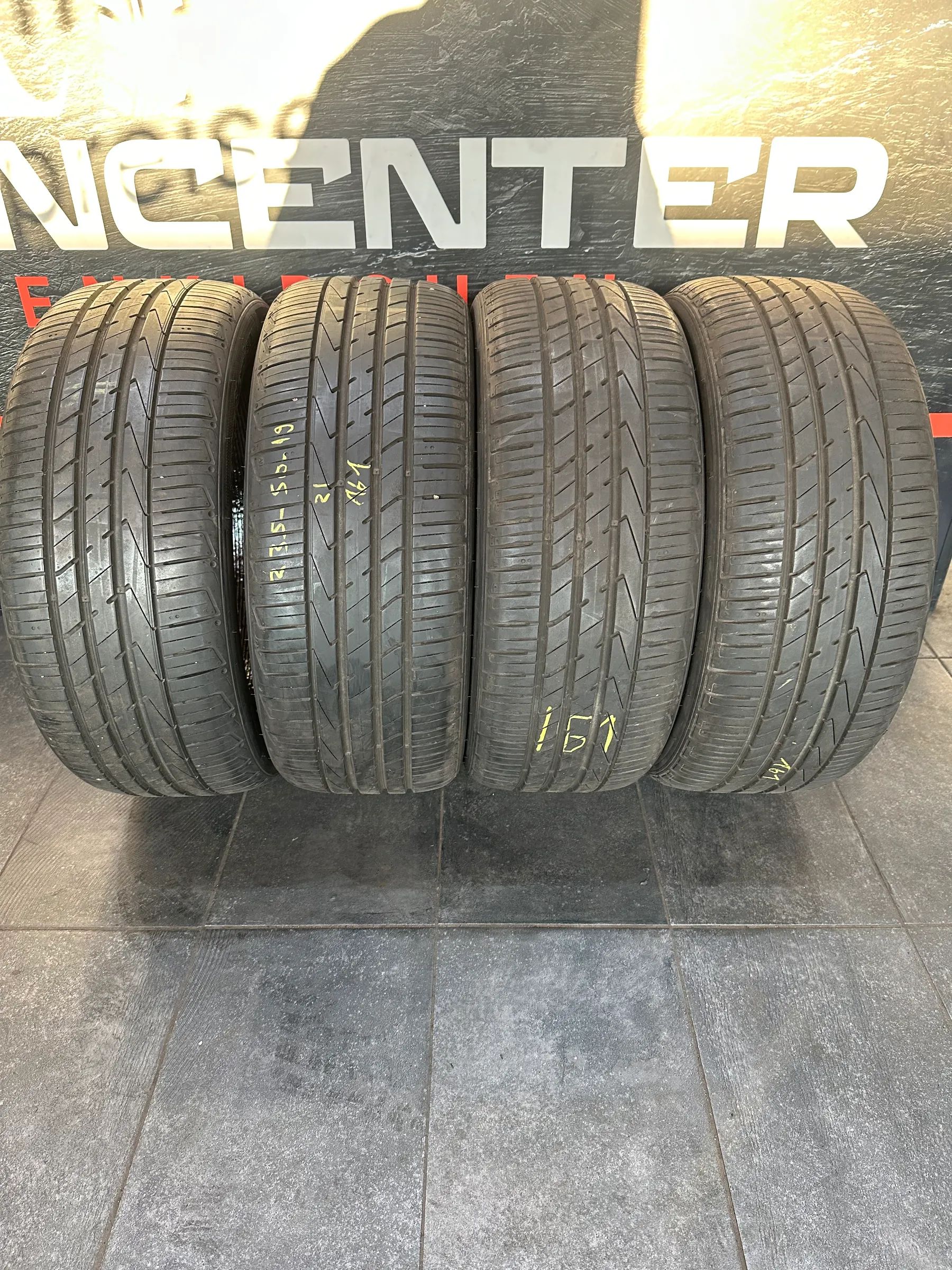 4x Sommerreifen 235/50 R19 99V Hankook 2022 7,2mm