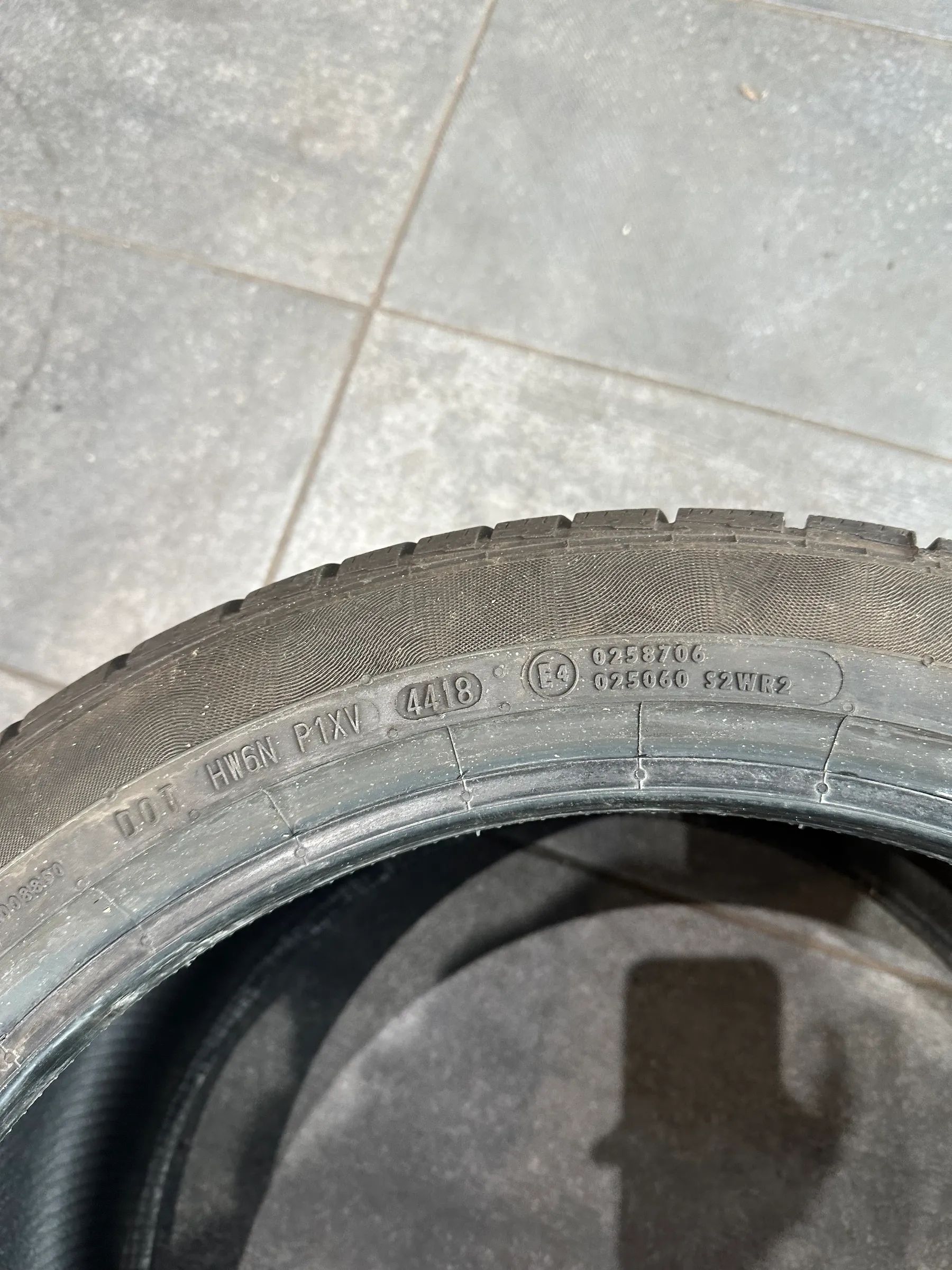 2x Winterreifen 295/35 R19 100V Continental 2018 7mm