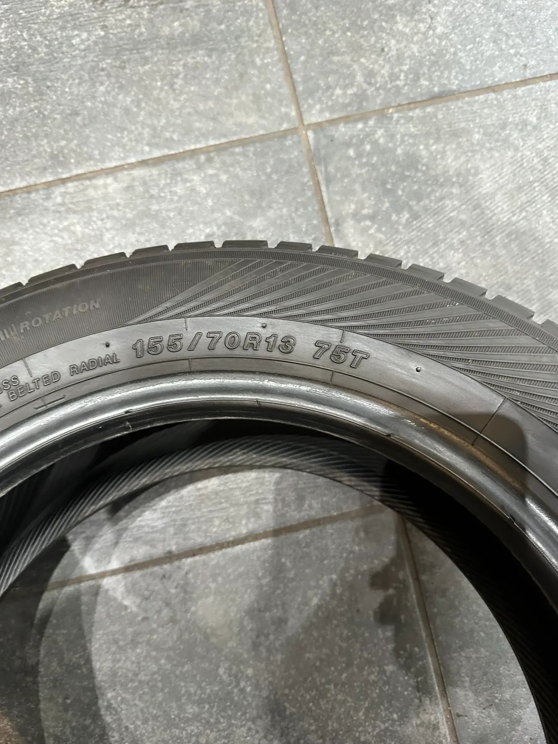 2x Winterreifen 155/70 R13 75T Yokohama 2021 8,2mm