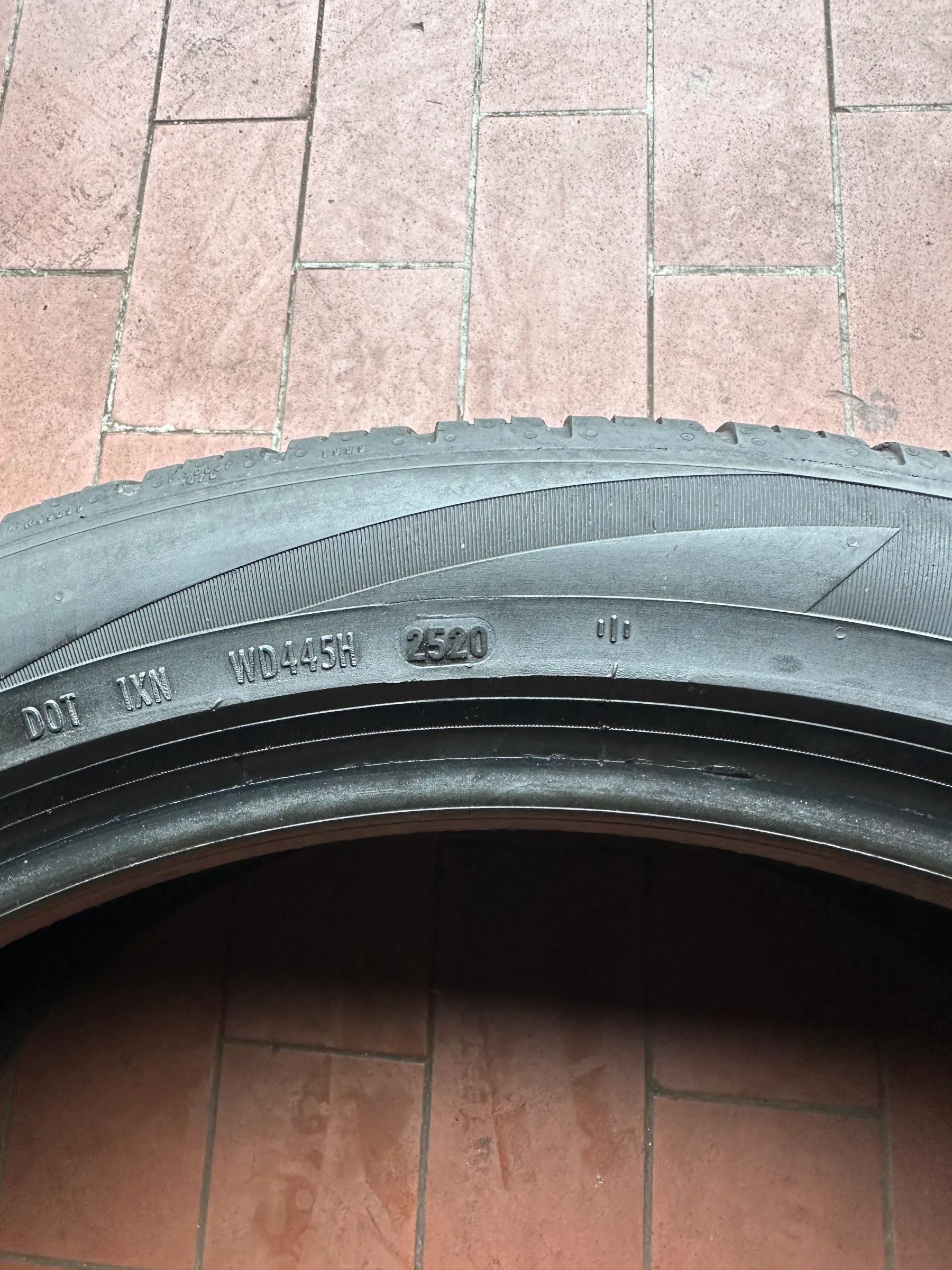 2x Allwetterreifen 265/40 R22 106Y Pirelli SCORPION ZERO 2020 5,5mm