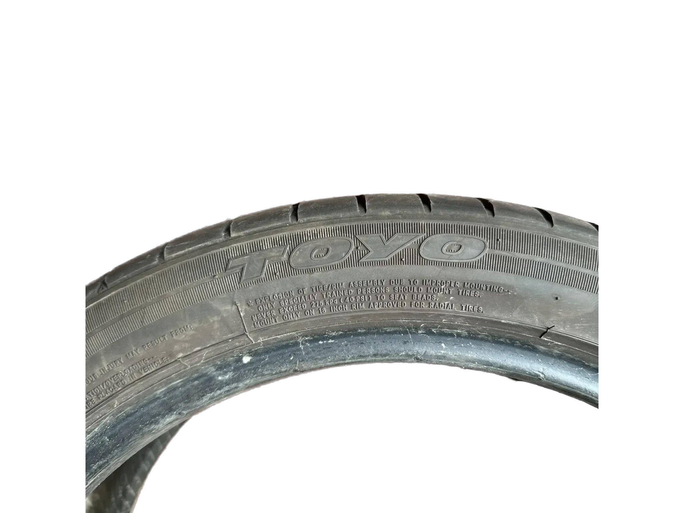 2x Sommerreifen 215/45 R18 89W Toyo 2020 6mm
