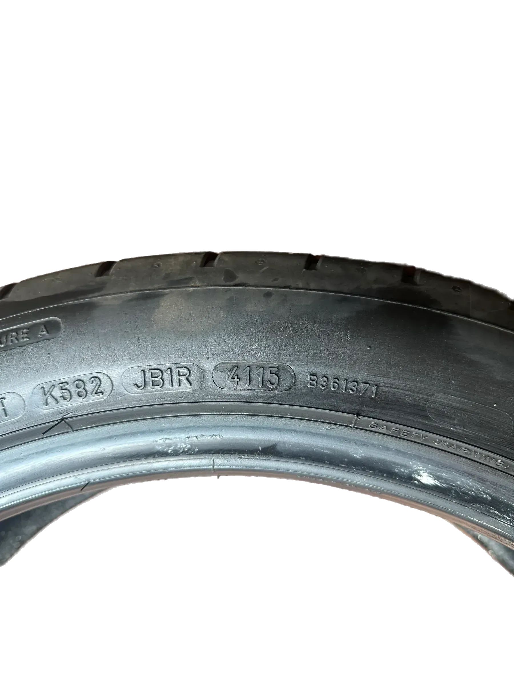 4x Sommerreifen 225/45 R19 92W Dunlop 2015 6,8mm