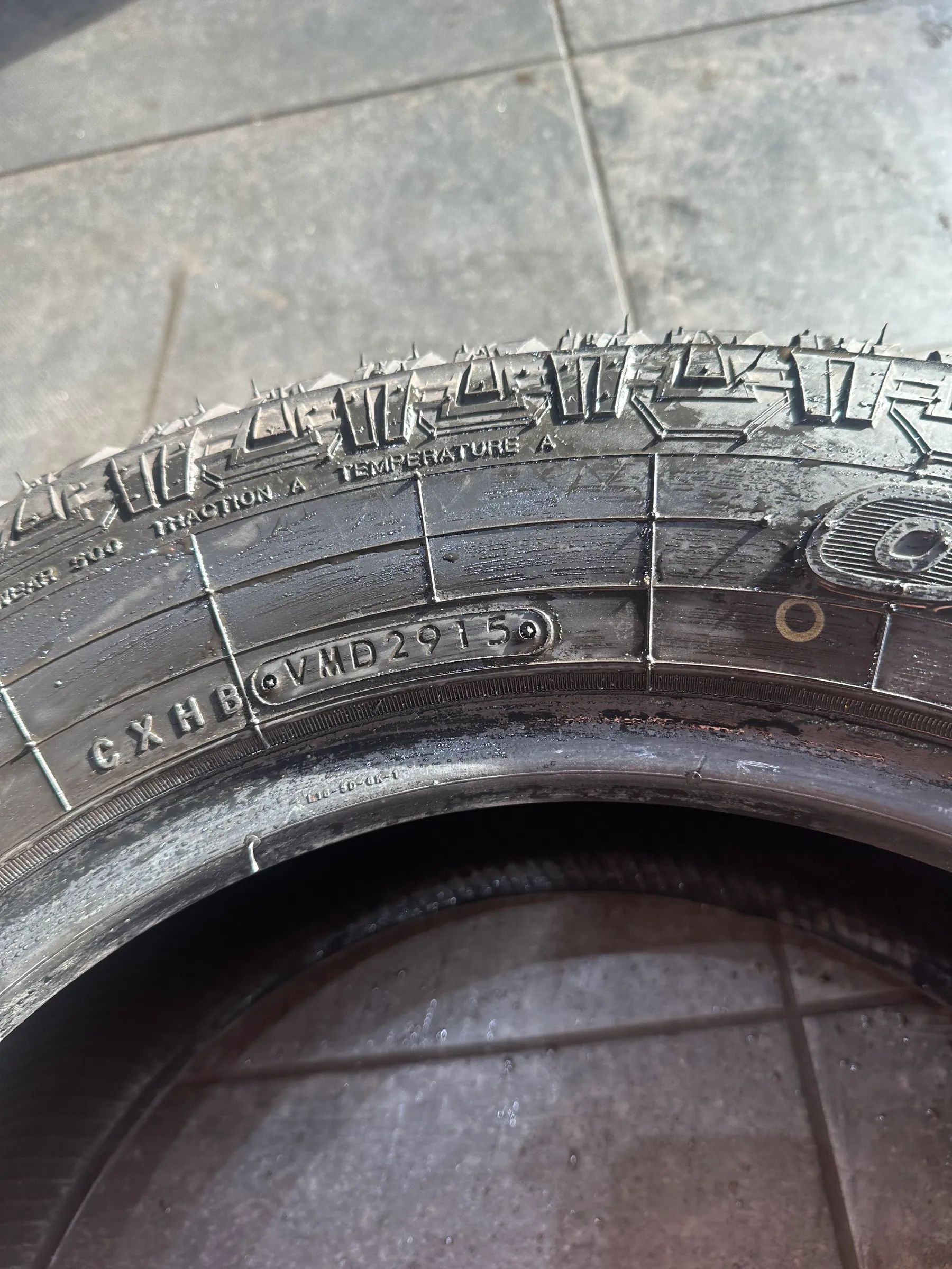 2x Sommerreifen 215/65 R16 98H Toyo 2015 7mm